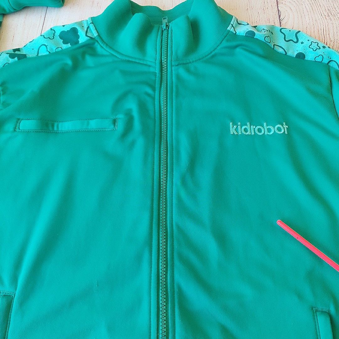 Kid Robot Rare Kidrobot limited edition zip track jacket sz L Size US L / EU 52-54 / 3 - 9 Thumbnail