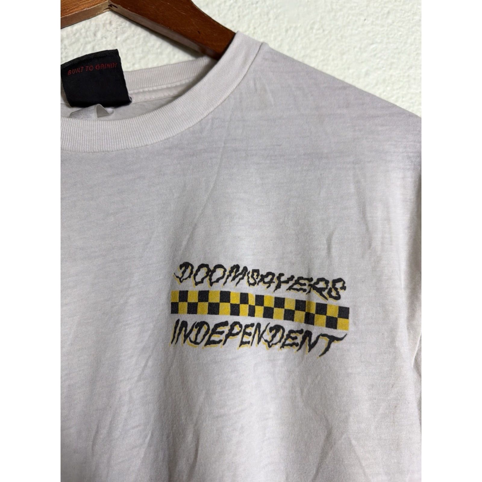 Vintage independent trucks T-Shirt Ivory Women’s Large Doomsayers Stains Skateboards Size L / US 10 / IT 46 - 4 Thumbnail