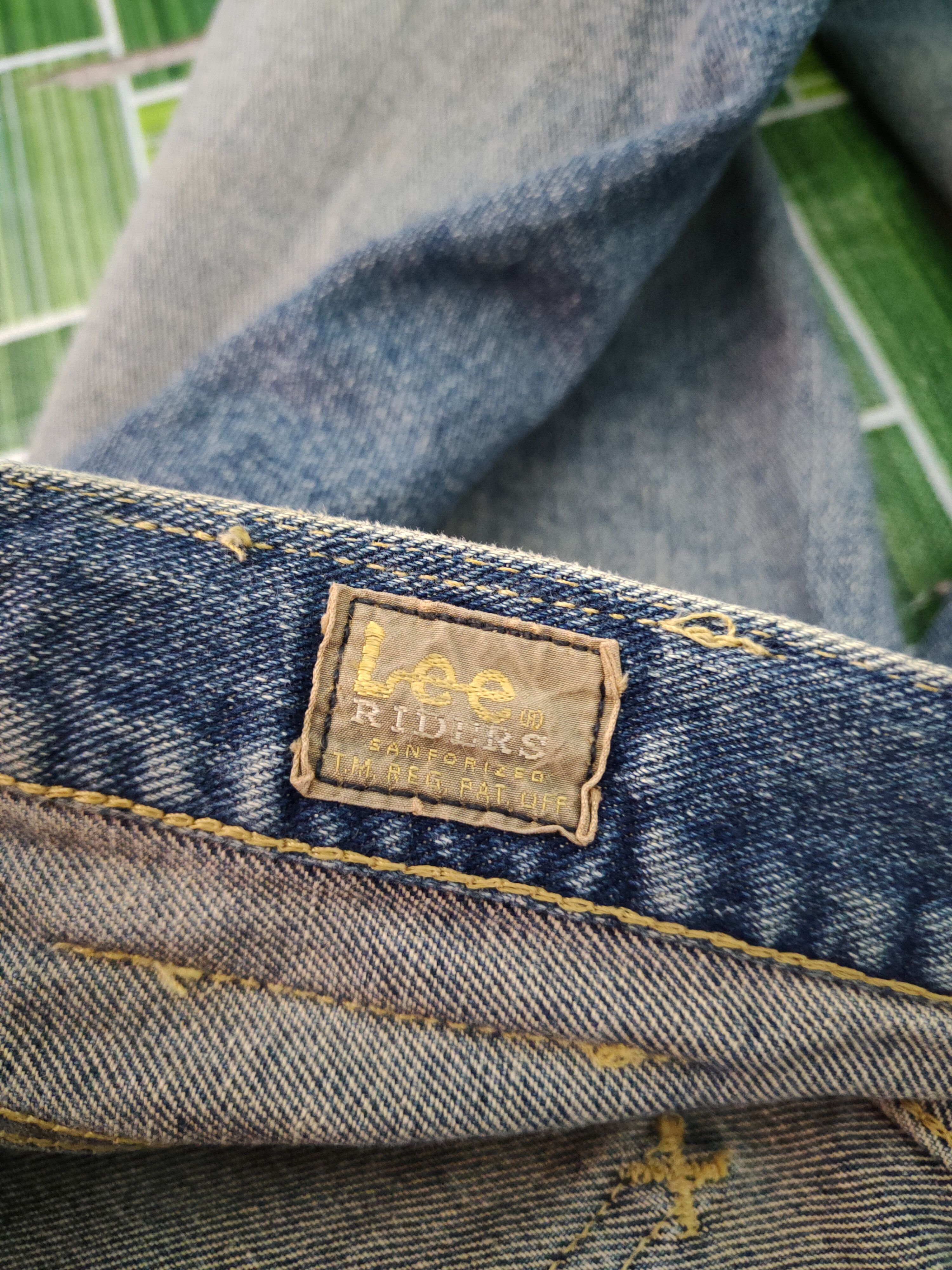Lee Lee Blue Faded Distressed Ripped Jeans S2224 Size US 31 - 17 Thumbnail