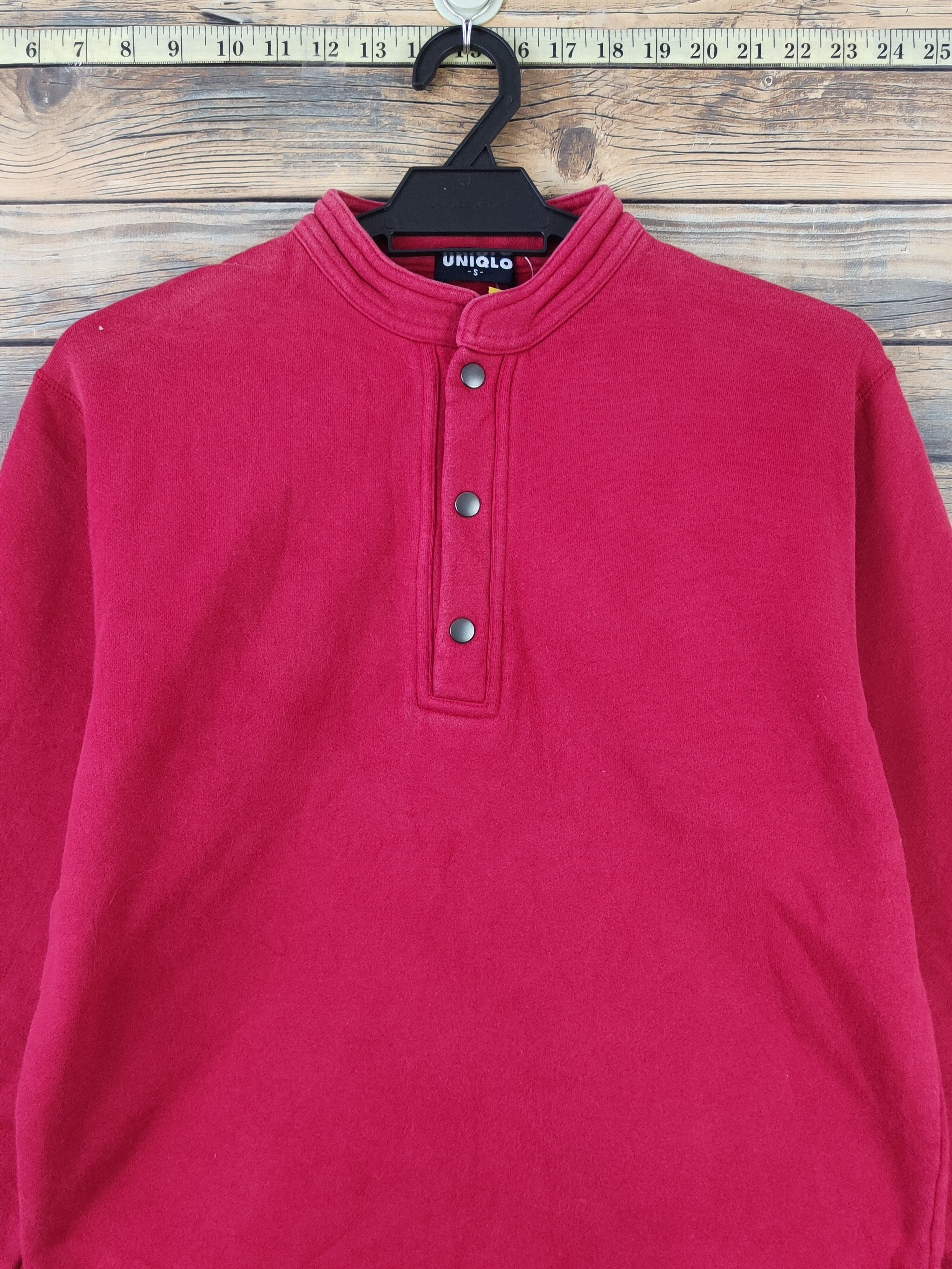Japanese Brand × Vintage Uniqlo japan vintage Red Sweatshirts #W963 Size US S / EU 44-46 / 1 - 2 Thumbnail