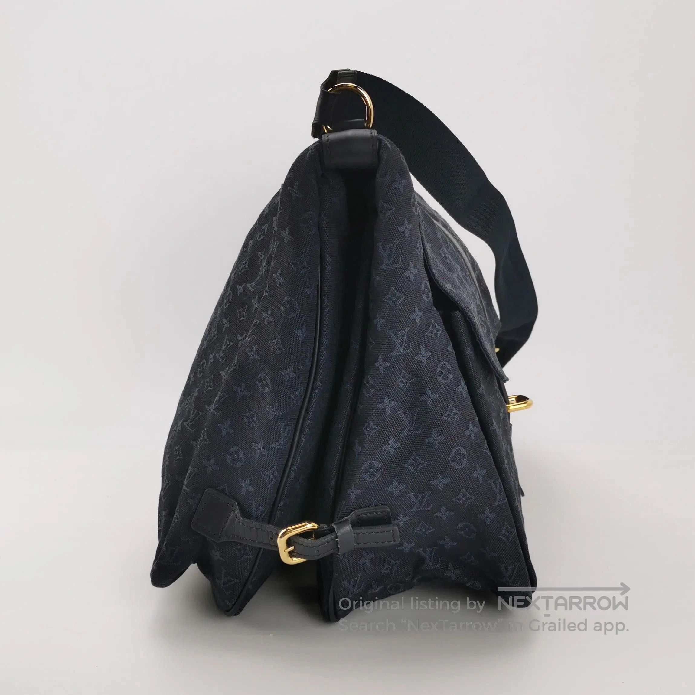 Louis Vuitton Louis Vuitton Monogram Canvas Messenger Bag. Size ONE SIZE - 1 Thumbnail