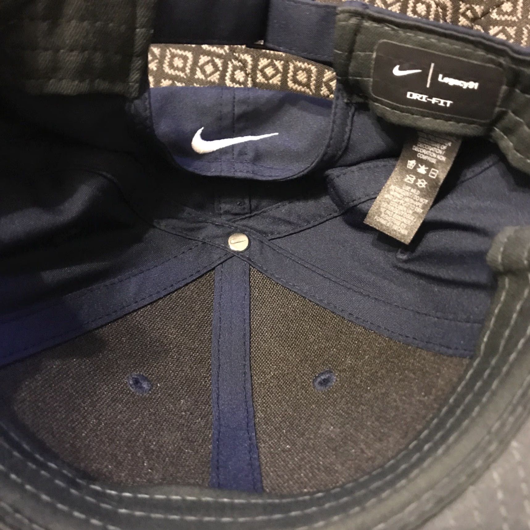 Nike Nike Men's Legacy91 Cap Swoosh DriFIT Classic Logo Adjustable Hat Athletic Navy Blue Size ONE SIZE - 3 Thumbnail