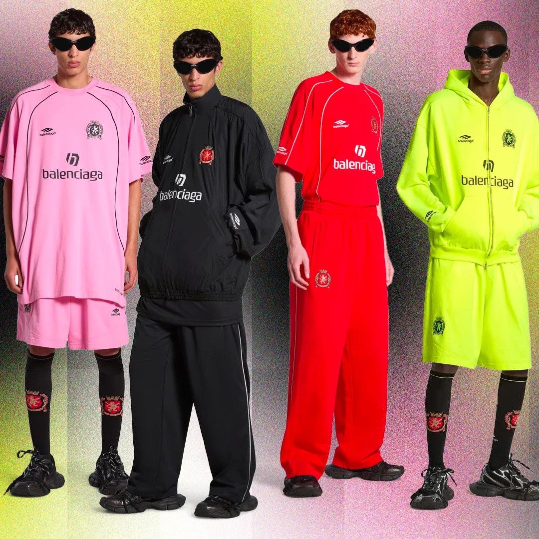 Balenciaga Balenciaga Baggy Oversized Logo Soccer Shorts Neon Yellow Size US 32 / EU 48 - 7 Thumbnail