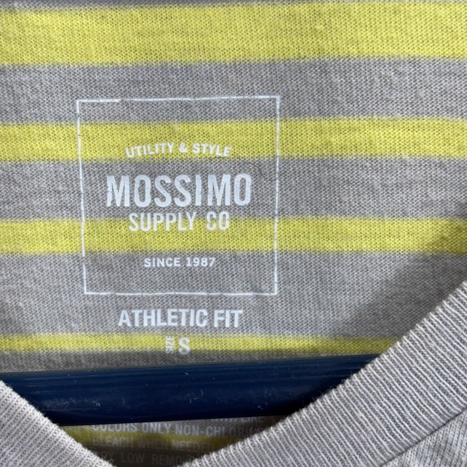 Mossimo Mossimo Supply Co Athletic Fit Striped V-Neck T-Shirt Small Size US S / EU 44-46 / 1 - 4 Thumbnail