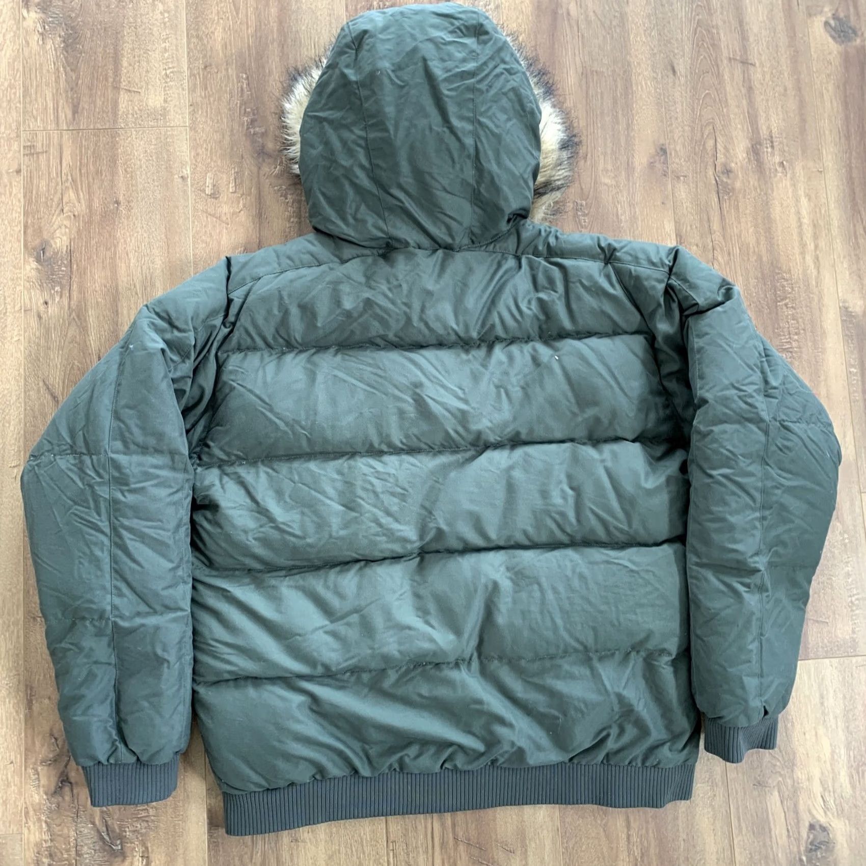 Jansport VINTAGE Jansport Army Green Hooded Faux Fur Trim Down Hooded Puffer Jacket Coat Mens XL Parka Fur Trim Army Theme Heavyweight Winter Coat Mens XL Size US XL / EU 56 / 4 - 6 Thumbnail
