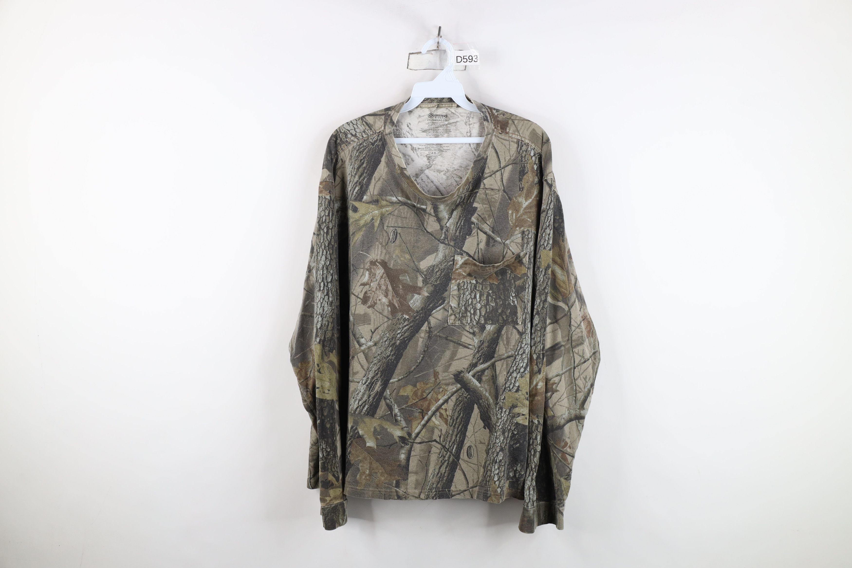 Vintage Vintage Y2K Streetwear Camouflage Long Sleeve Pocket T-Shirt Size US XXL / EU 58 / 5 - 1 Thumbnail