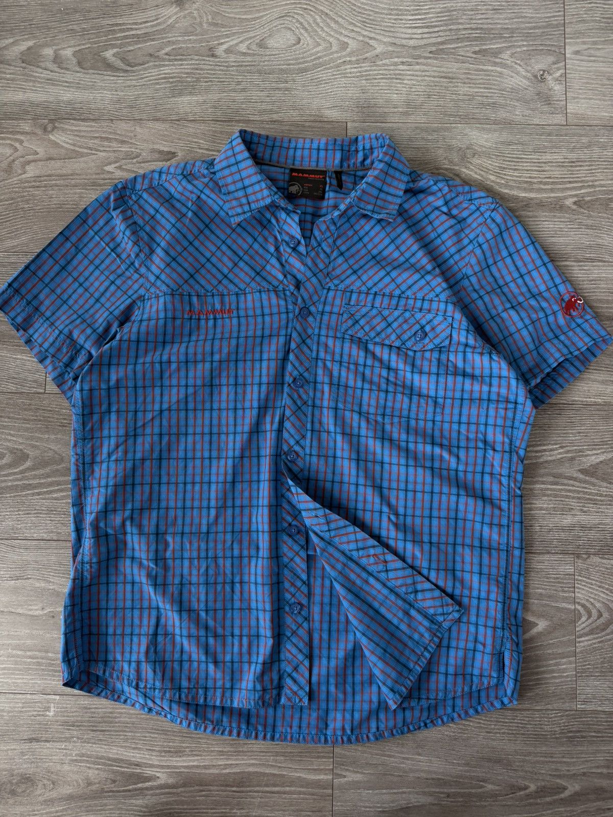 Mammut Mammut Short Sleeve Gorpcore Button Up Shirt Size US XL / EU 56 / 4 - 3 Thumbnail
