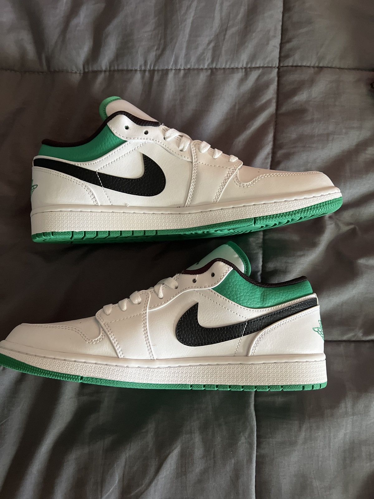 Jordan Brand Air Jordan 1 Low “Lucky Green Celtic” Size US 11 / EU 44 - 5 Thumbnail