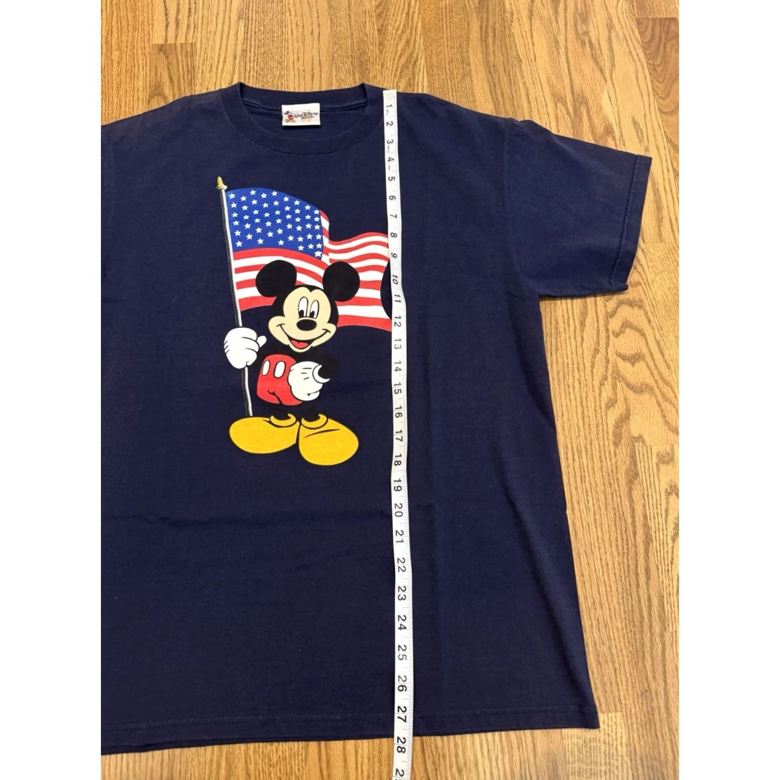 Disney VINTAGE Disney Mickey Mouse USA Flag T Shirt Men’s Size Medium Blue World Fits Vtg Size US M / EU 48-50 / 2 - 5 Thumbnail