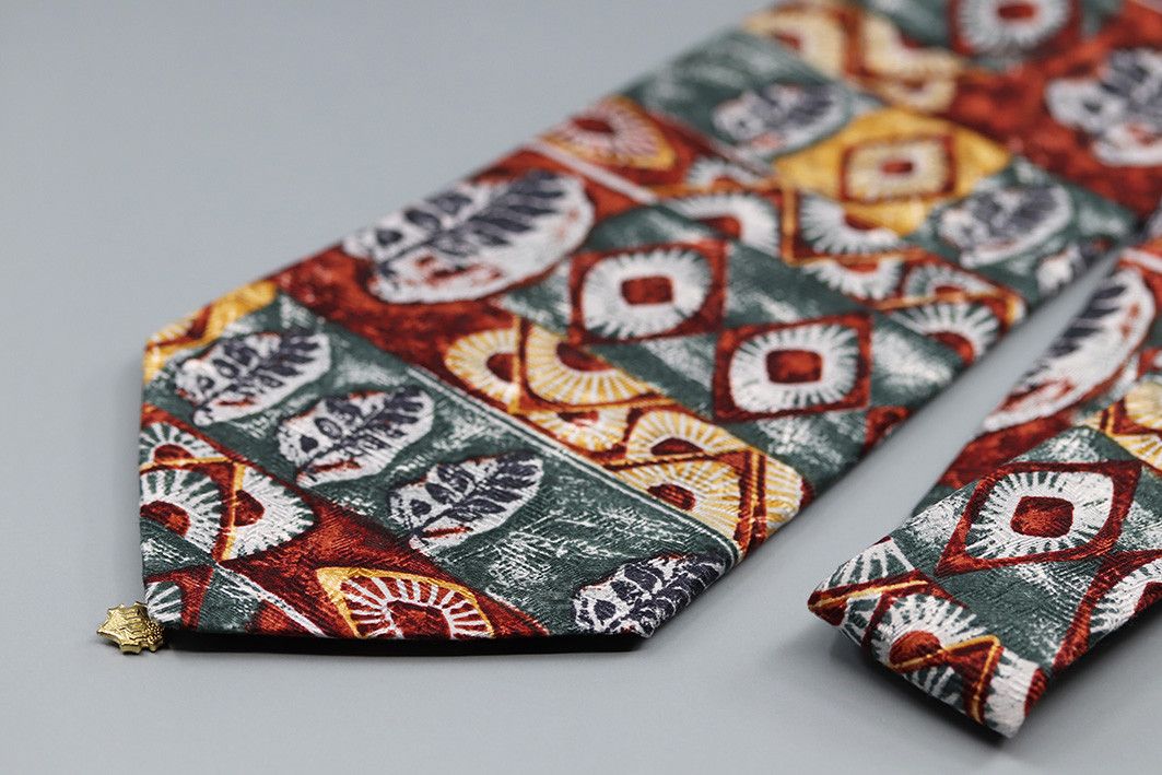 Other Vintage ALPI Silk Tie with Geometric Tribal Pattern Size ONE SIZE - 9 Thumbnail