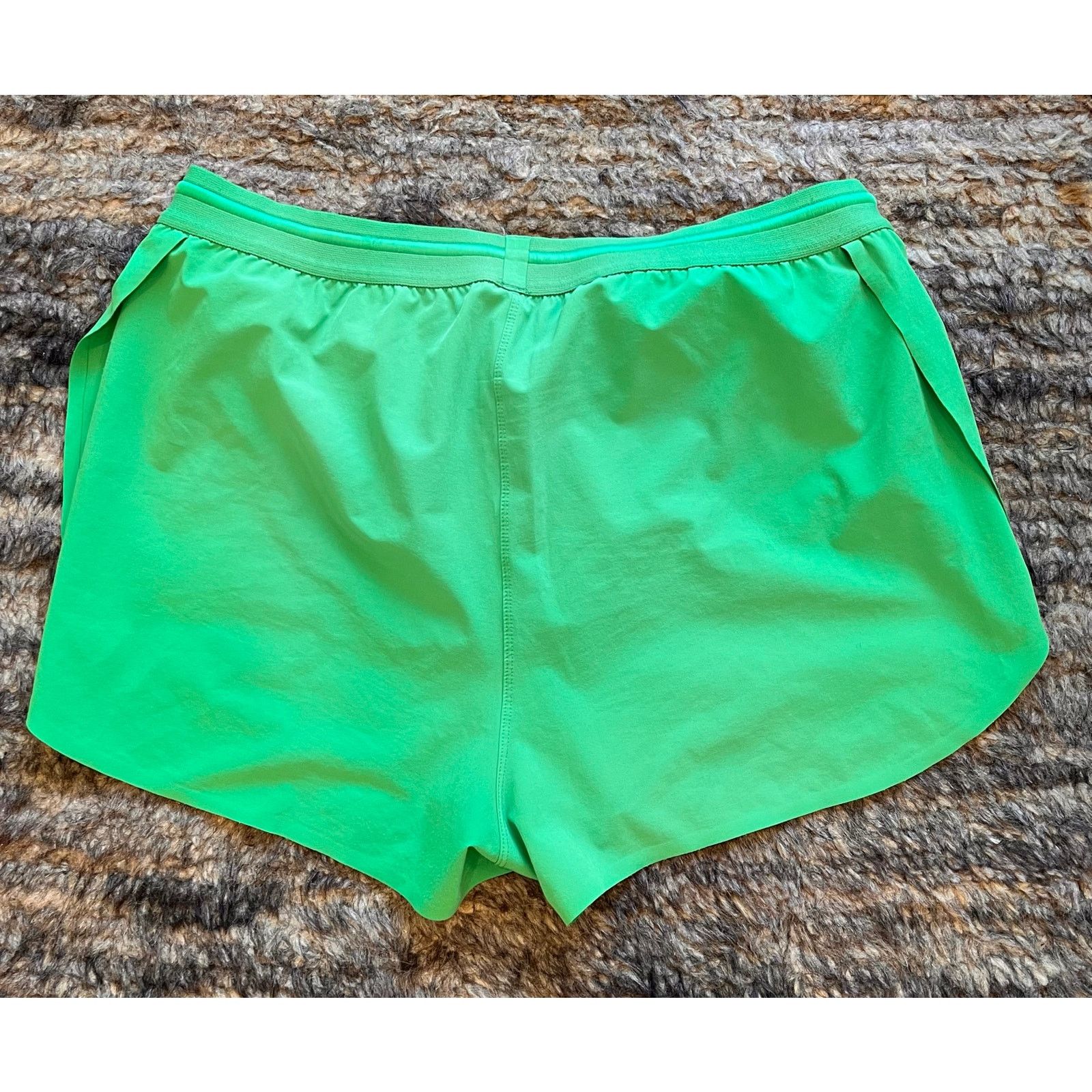 District Vision District Vision Green Running Shorts large 3” split seam Size US 34 / EU 50 - 6 Thumbnail