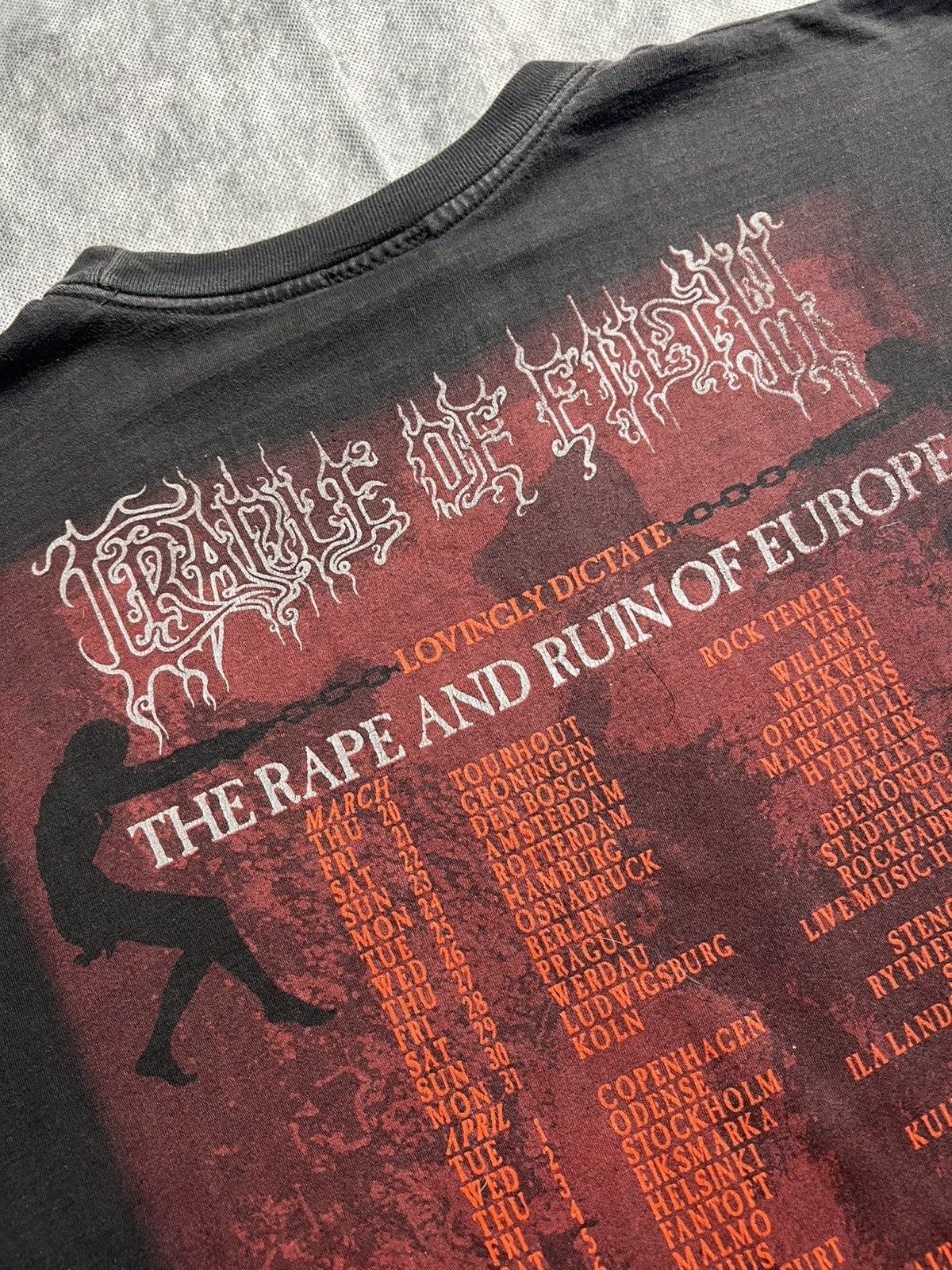 Vintage Vintage Cradle Of Filth Tour 1997’s T-Shirt Size US XL / EU 56 / 4 - 15 Thumbnail