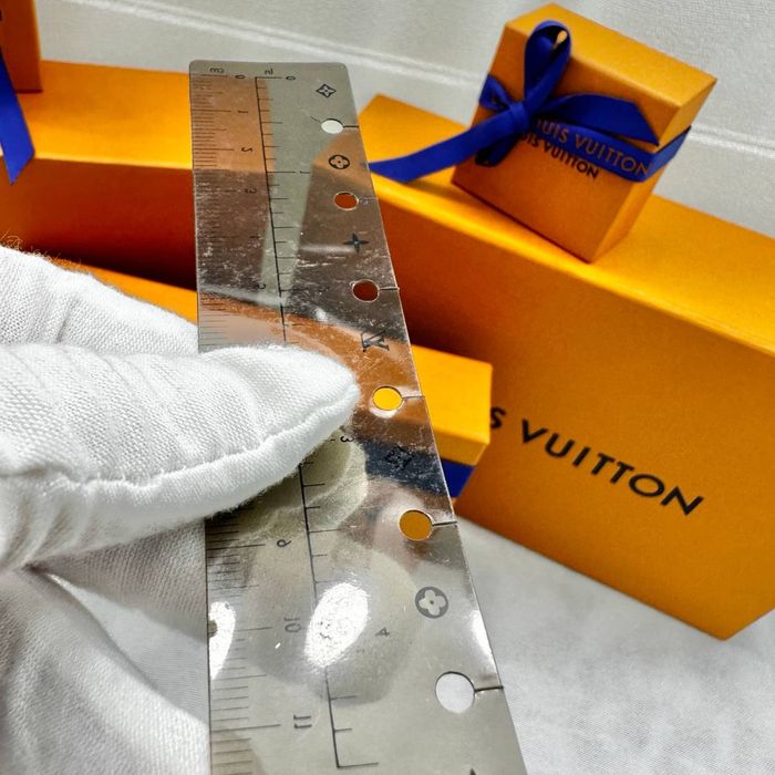 Louis Vuitton Louis Vuitton Ruler | Grailed