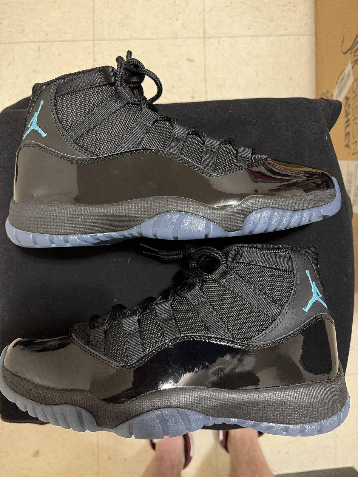 Nike Jordan 11 “Gamma” Size US 10 / EU 43 - 8 Thumbnail