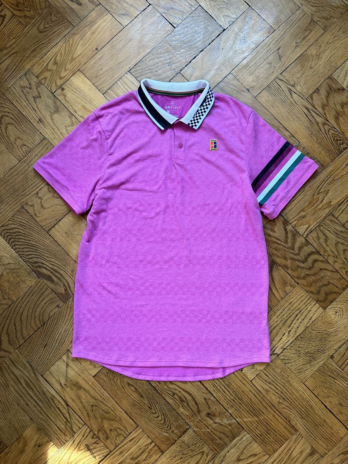 Nike NIKE COURT DRI FIT Pink Polo Jersey Size US M / EU 48-50 / 2 - 1 Thumbnail