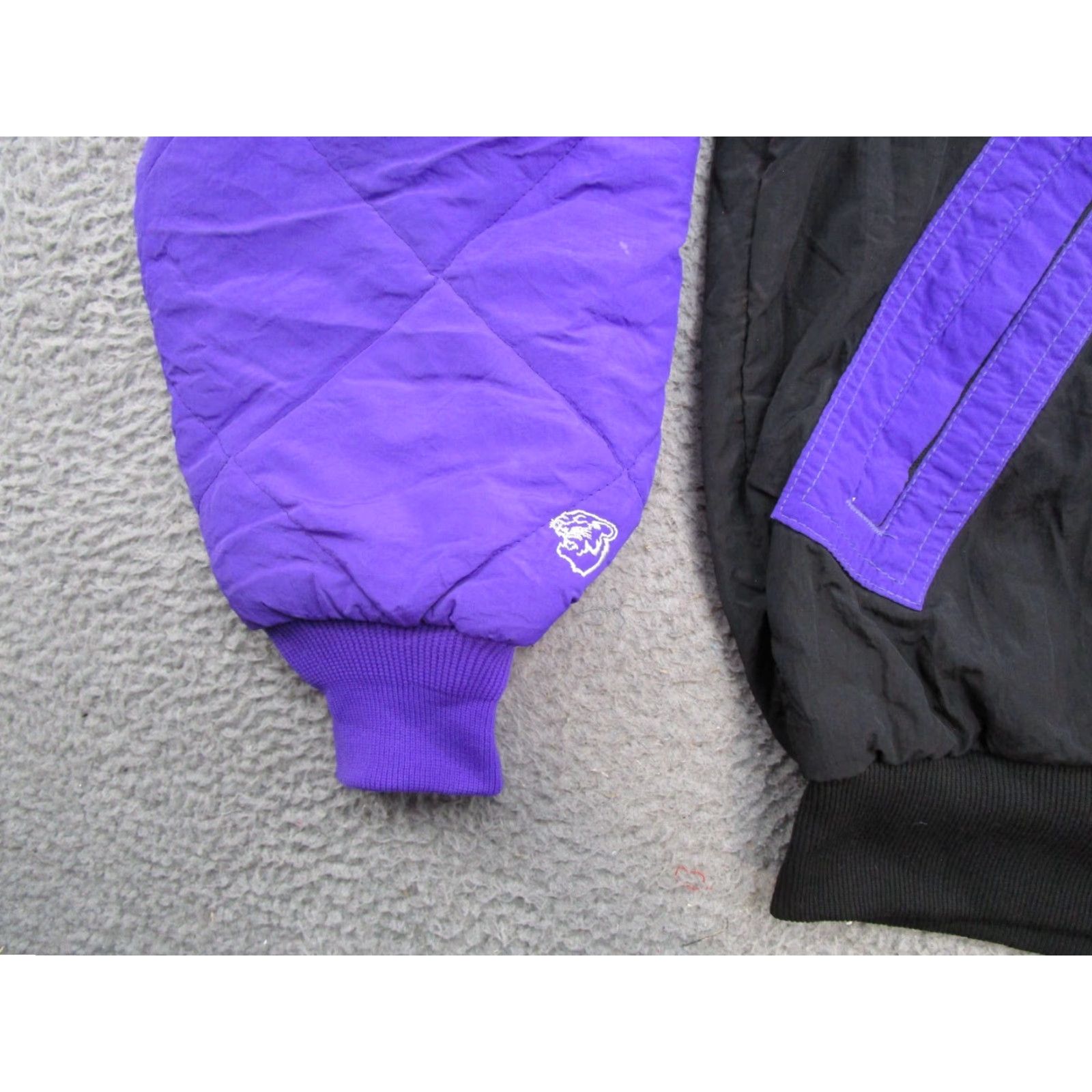 Vintage VTG Arctic Wear Jacket Pullover Nylon Hooded Purple Quilt 90s Ski USA SZ M Mens Size US M / EU 48-50 / 2 - 3 Thumbnail