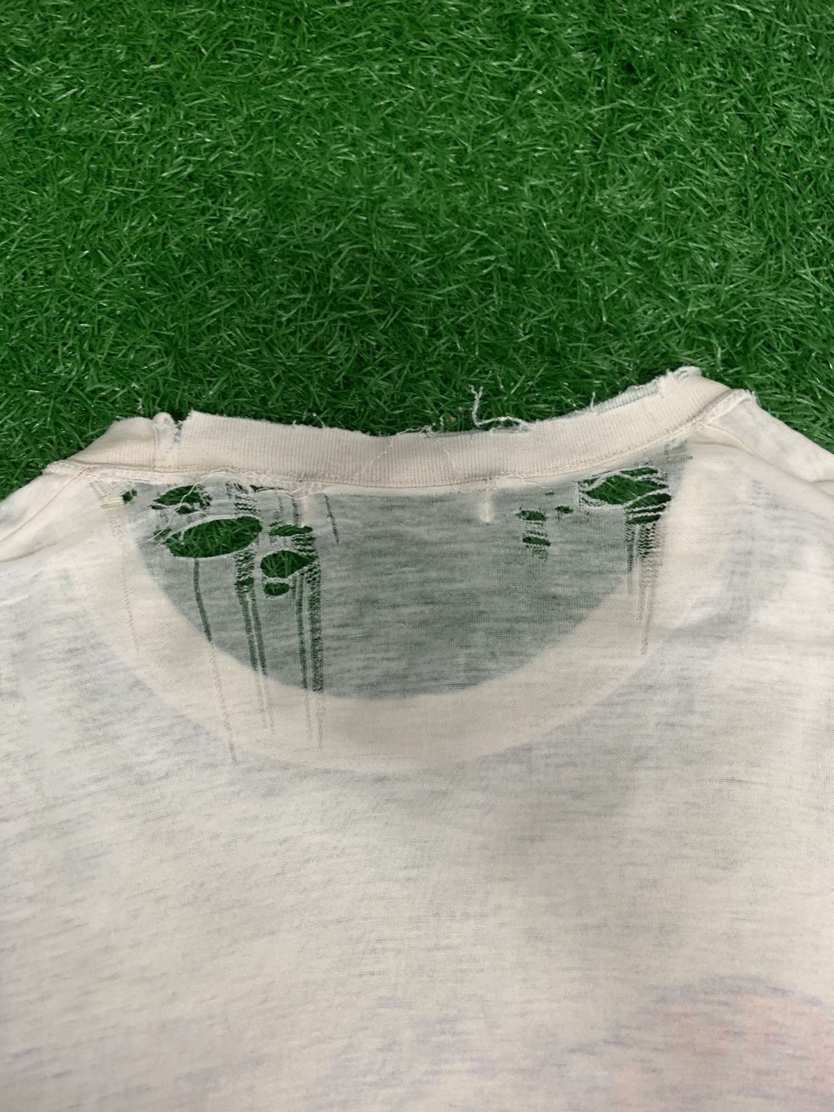 Champion Vintage Champion Distress Tee Size US S / EU 44-46 / 1 - 14 Thumbnail