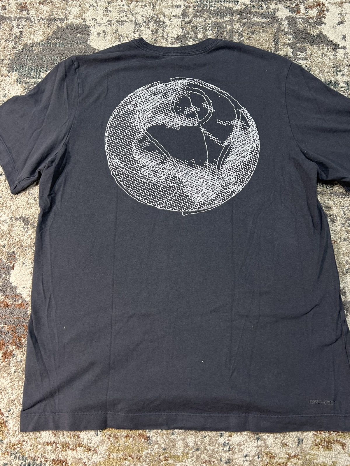 Jordan Brand Jordan Graphic Gray Dri-Fit Short-Sleeve Size US L / EU 52-54 / 3 - 3 Thumbnail