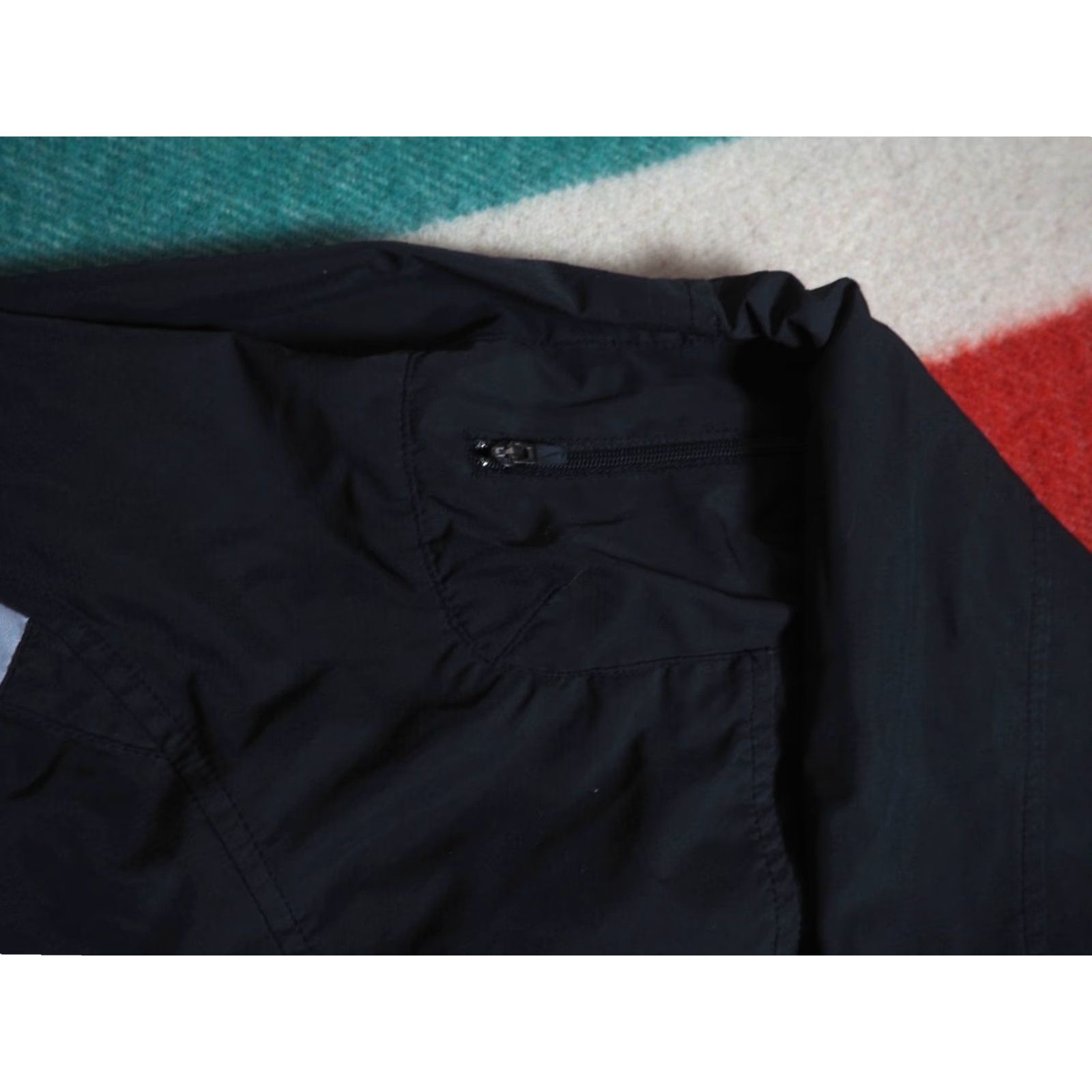 Nike VINTAGE Nike Windbreaker Jacket Climalite Dark Gray Nylon Logo Mini Swoosh L Men Size L Size US L / EU 52-54 / 3 - 5 Thumbnail