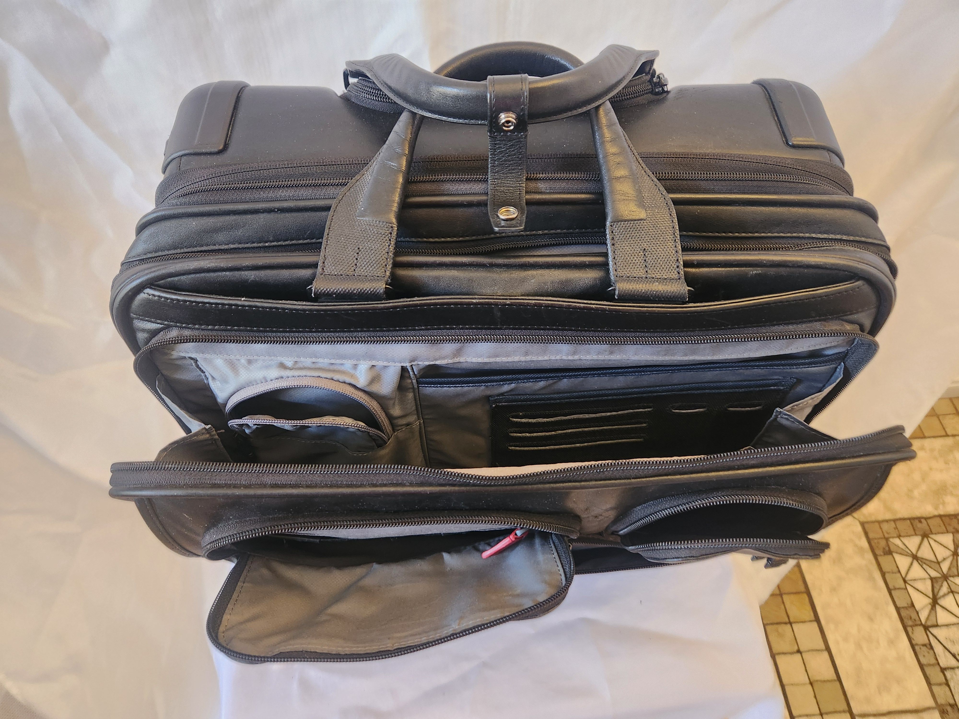 Tumi ALPHA 2 DELUXE 4 WHEELS Size ONE SIZE - 16 Thumbnail