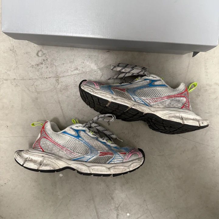 Balenciaga space shoes size43 Balenciaga 3XL Sneakers Multicolour