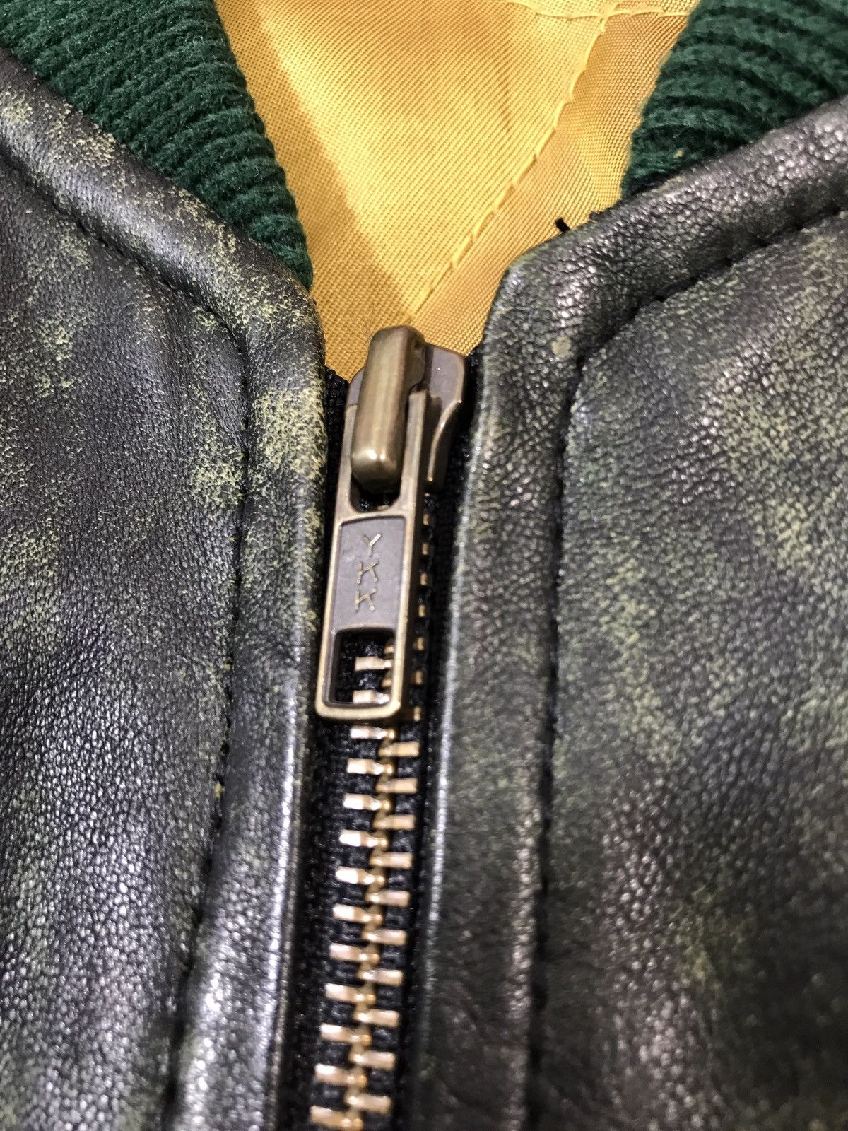 Japanese Brand × Vintage Vintage Distressed Leather Jacket Size M Size US M / EU 48-50 / 2 - 3 Thumbnail