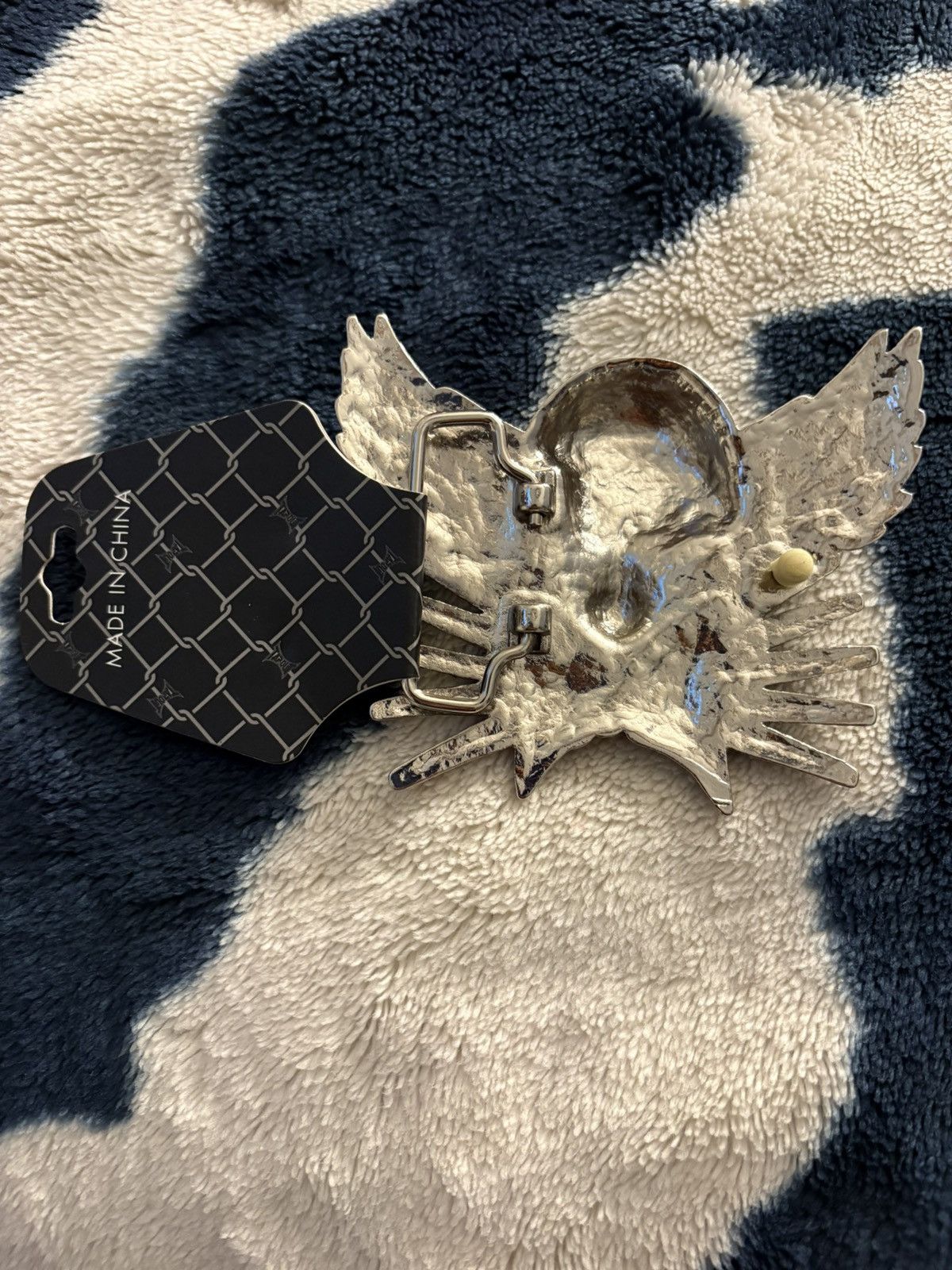 Tapout TAPOUT gas chamber mask with wings belt buckle Size 30 - 2 Thumbnail