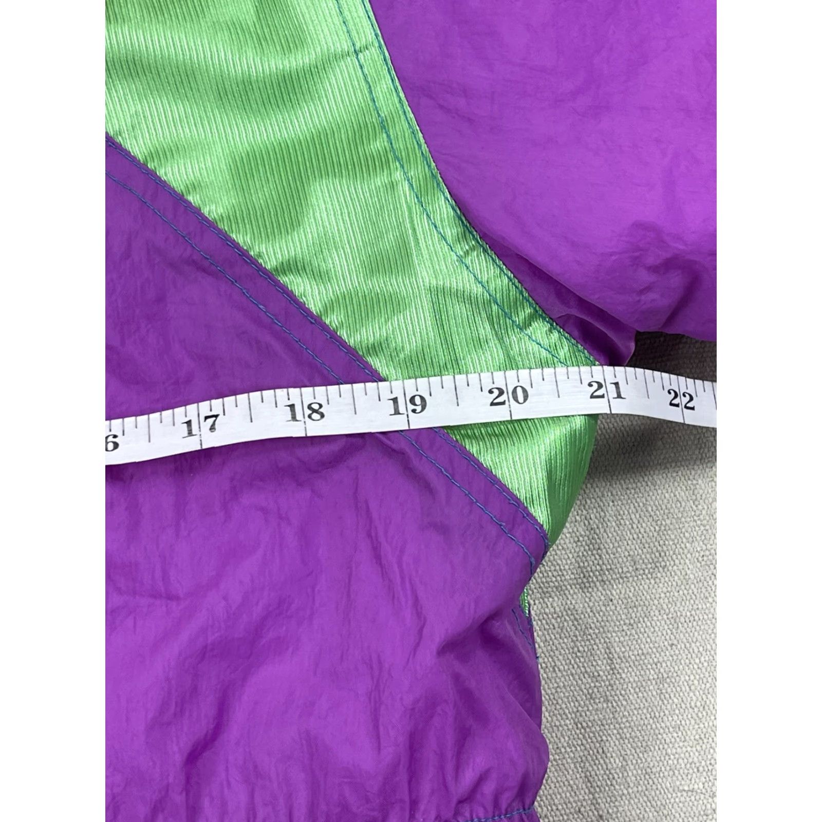 Vintage VINTAGE New Moves SPORT One Piece Snowsuit Kid Teens Neon Purple Quilted Zip Snap Pockets Long Sleeve Winter 16.5 Size XXL / US 16-18 / IT 52-54 - 6 Thumbnail