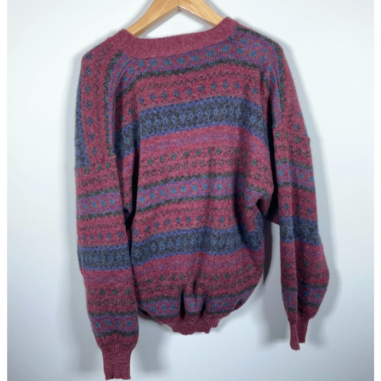 Vintage VINTAGE S. Agostino Cardigan Sweater Men's Large L Red Blue Fair Isle Knit Wool Acrylic V-Neck Casual 90s Retro Size US L / EU 52-54 / 3 - 2 Thumbnail
