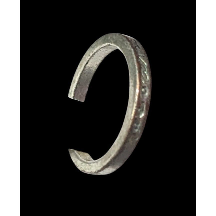 Other Cursive Engraved Silver Tone Fashion Ring Size 6 1/4 Size ONE SIZE - 9 Thumbnail