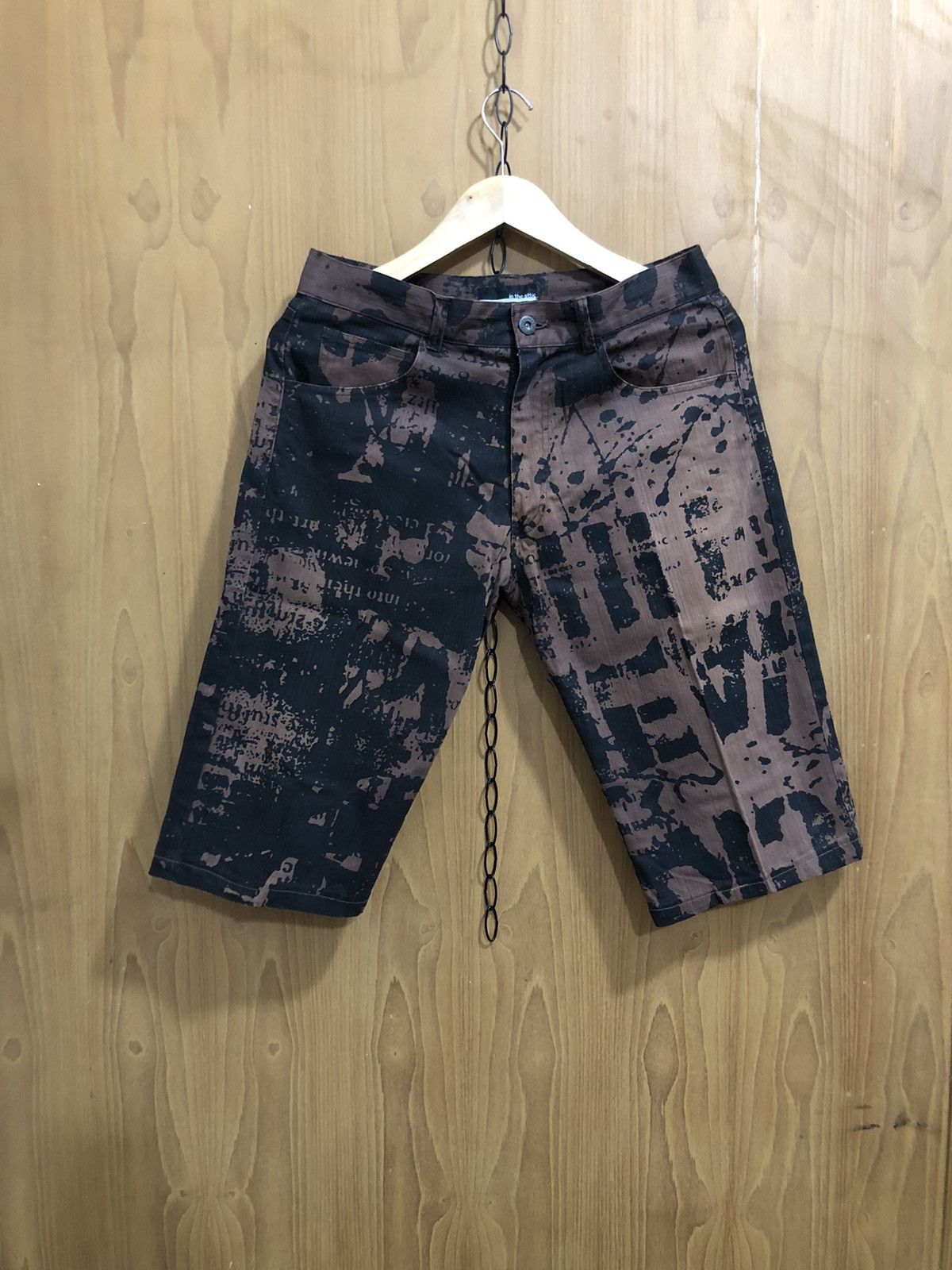 In The Attic In The Attic Full Printed Shorts Size US 30 / EU 46 - 1 Thumbnail