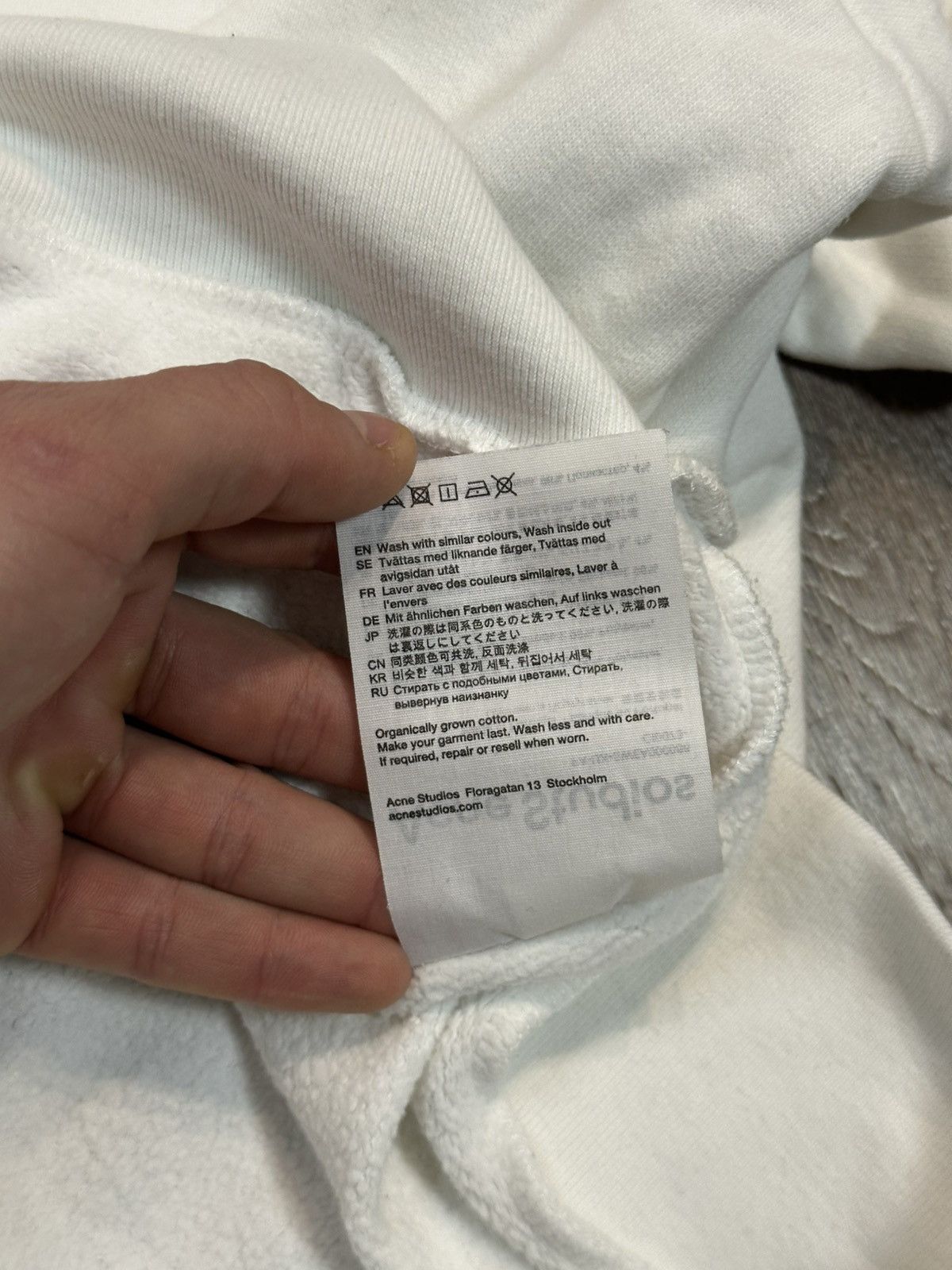 Acne Studios Vintage Acne Studios White Hoodie Center Logo Size US M / EU 48-50 / 2 - 7 Thumbnail
