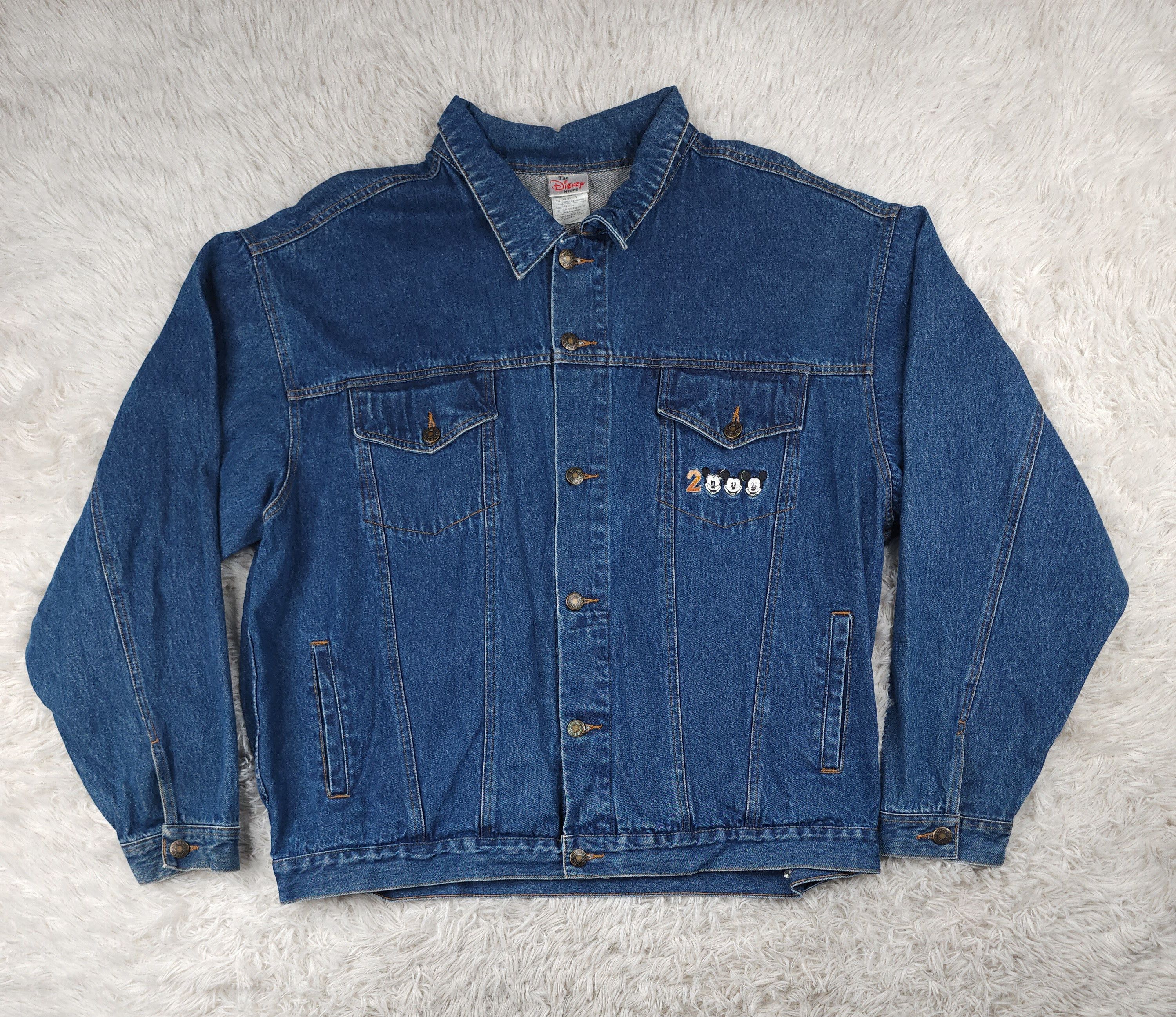 Disney Vintage 2000 Disney Mickey Mouse denim jacket Size XL Size US XL / EU 56 / 4 - 1 Thumbnail