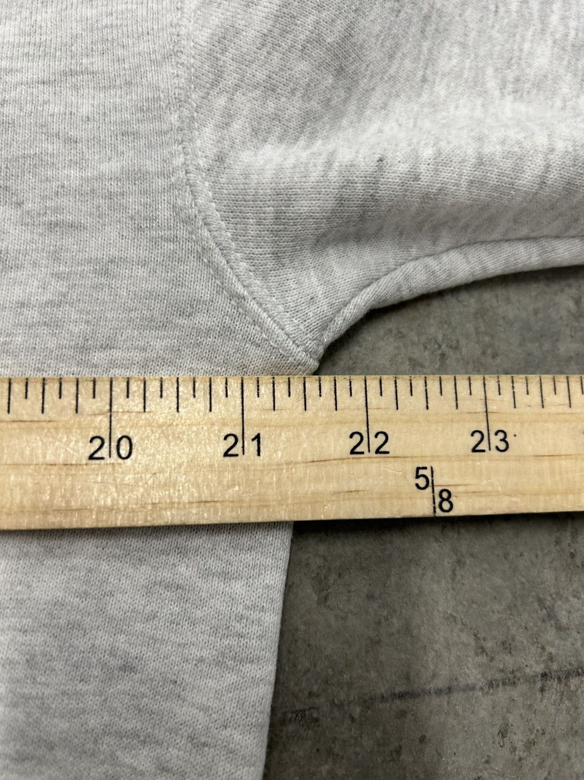 Vintage Vintage Russell athletic sweatshirt Kansas Size US M / EU 48-50 / 2 - 5 Thumbnail