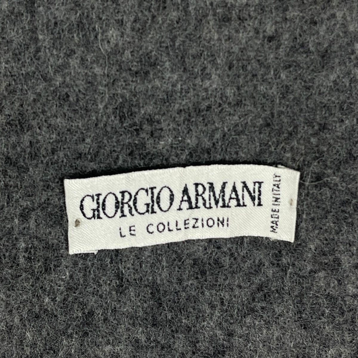 Giorgio Armani × Vintage Vintage Giorgio Armani Made In Italy Scarf Muffler Size ONE SIZE - 5 Thumbnail