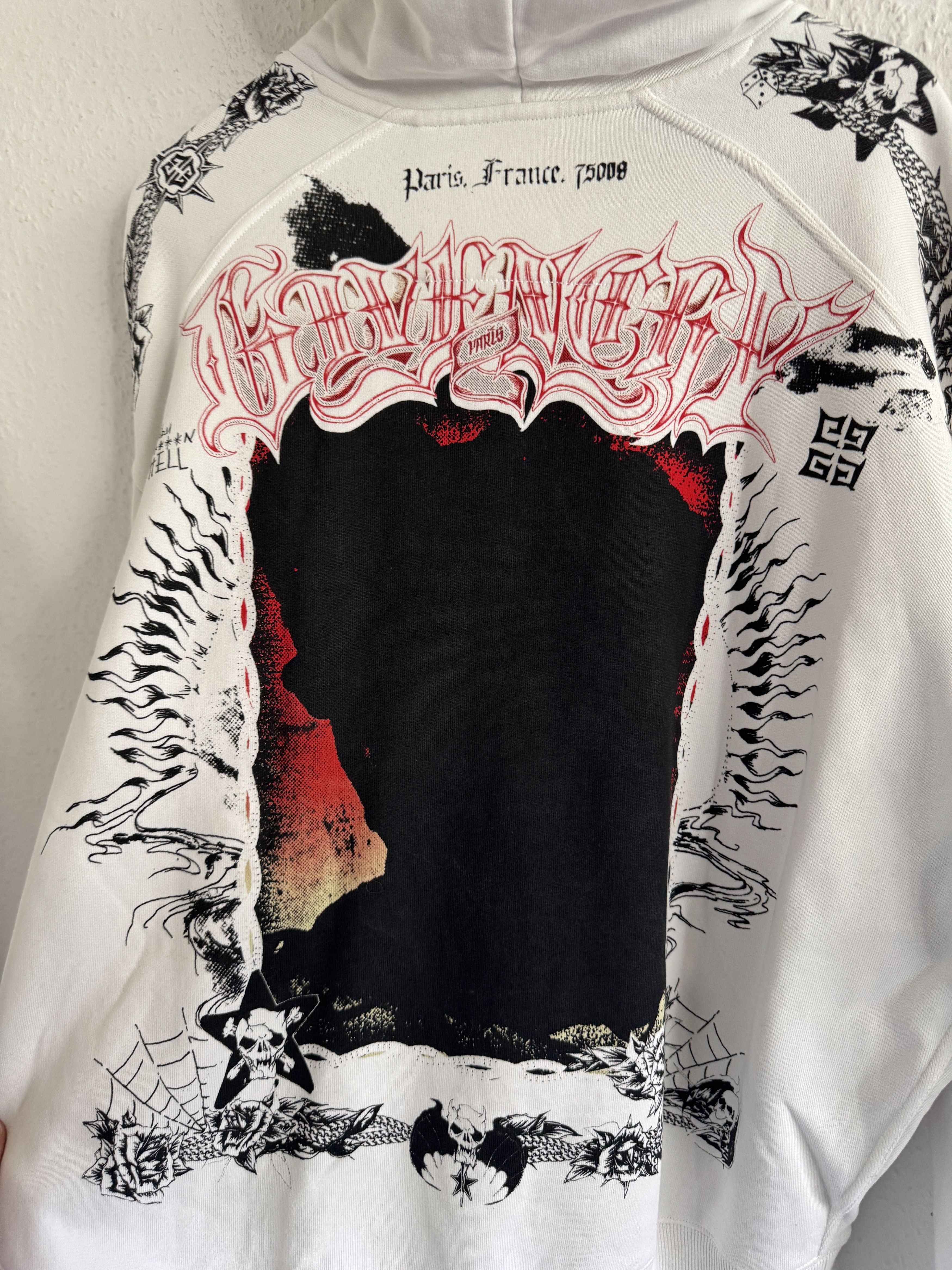 Givenchy Givenchy All Over Graphic Hoodie – White Size US S / EU 44-46 / 1 - 11 Thumbnail