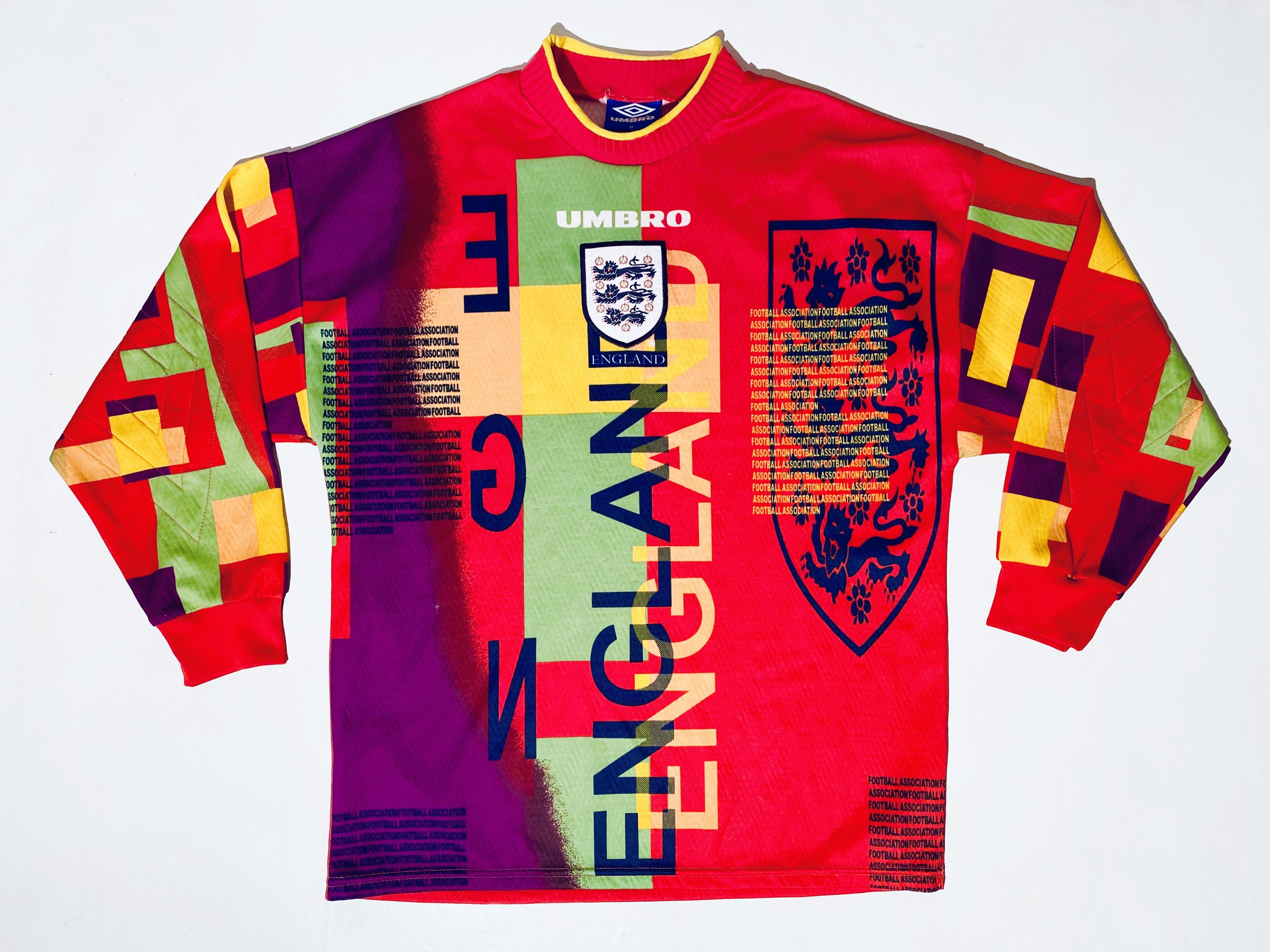Umbro × Vintage England Away Goalkeeper Euro 96 Football Shirt Jersey Size US M / EU 48-50 / 2 - 3 Thumbnail