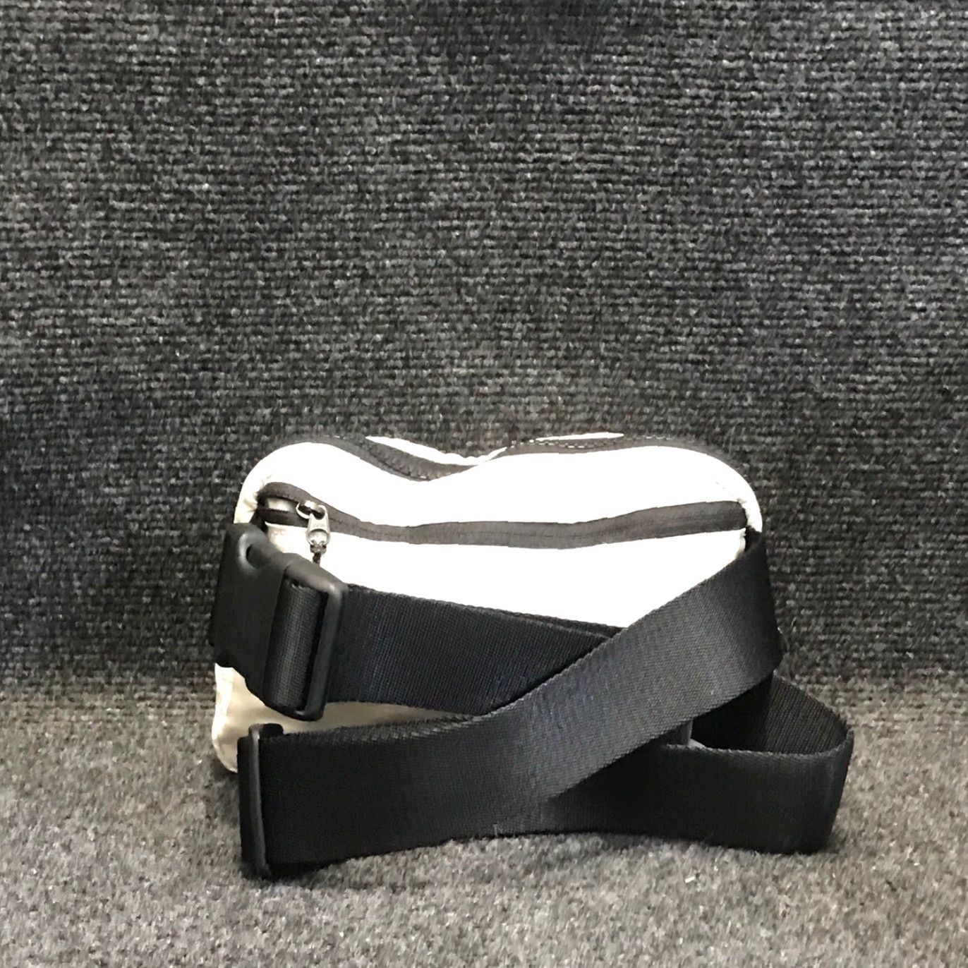 uppababy when to stop using bassinet V3 Size:18 FT Helmet Only(18' long x 15' high) This secure and elevated glock purse Targus 15-17