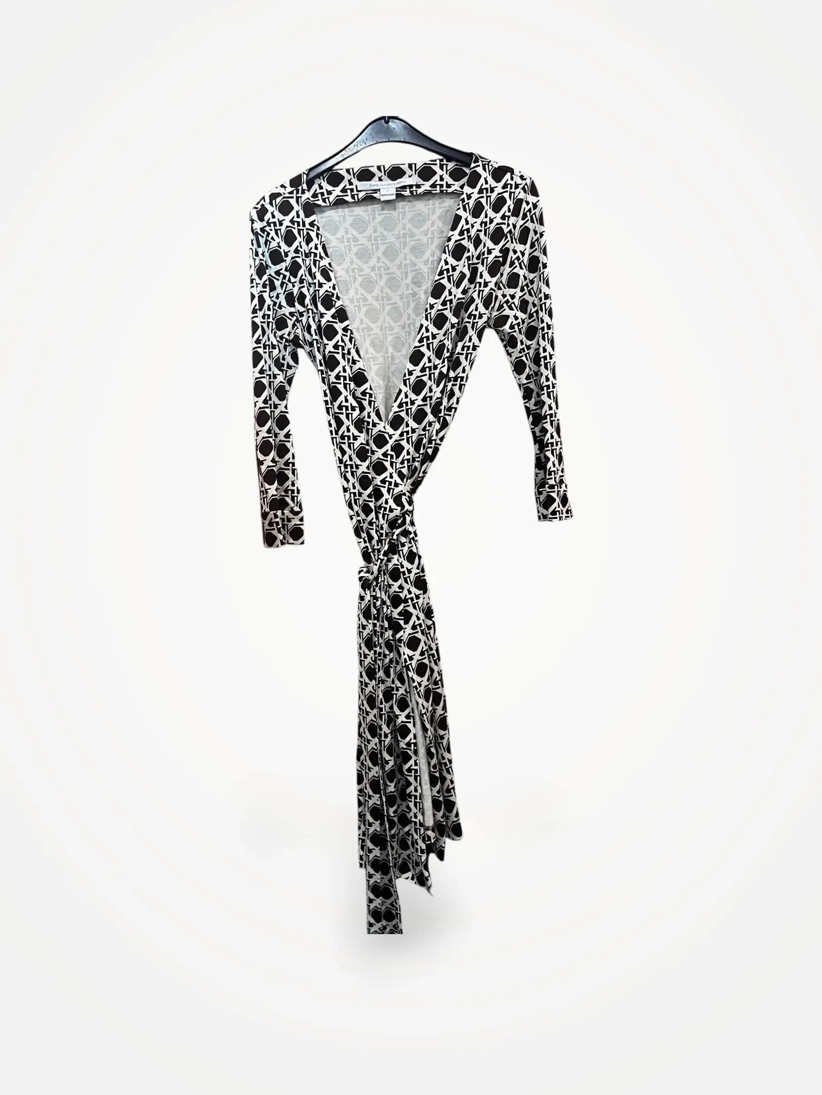 Diane von Furstenberg Diane von Furstenberg New julian two wrap dress Dress Size XS / US 0-2 / IT 36-38 - 1 Thumbnail