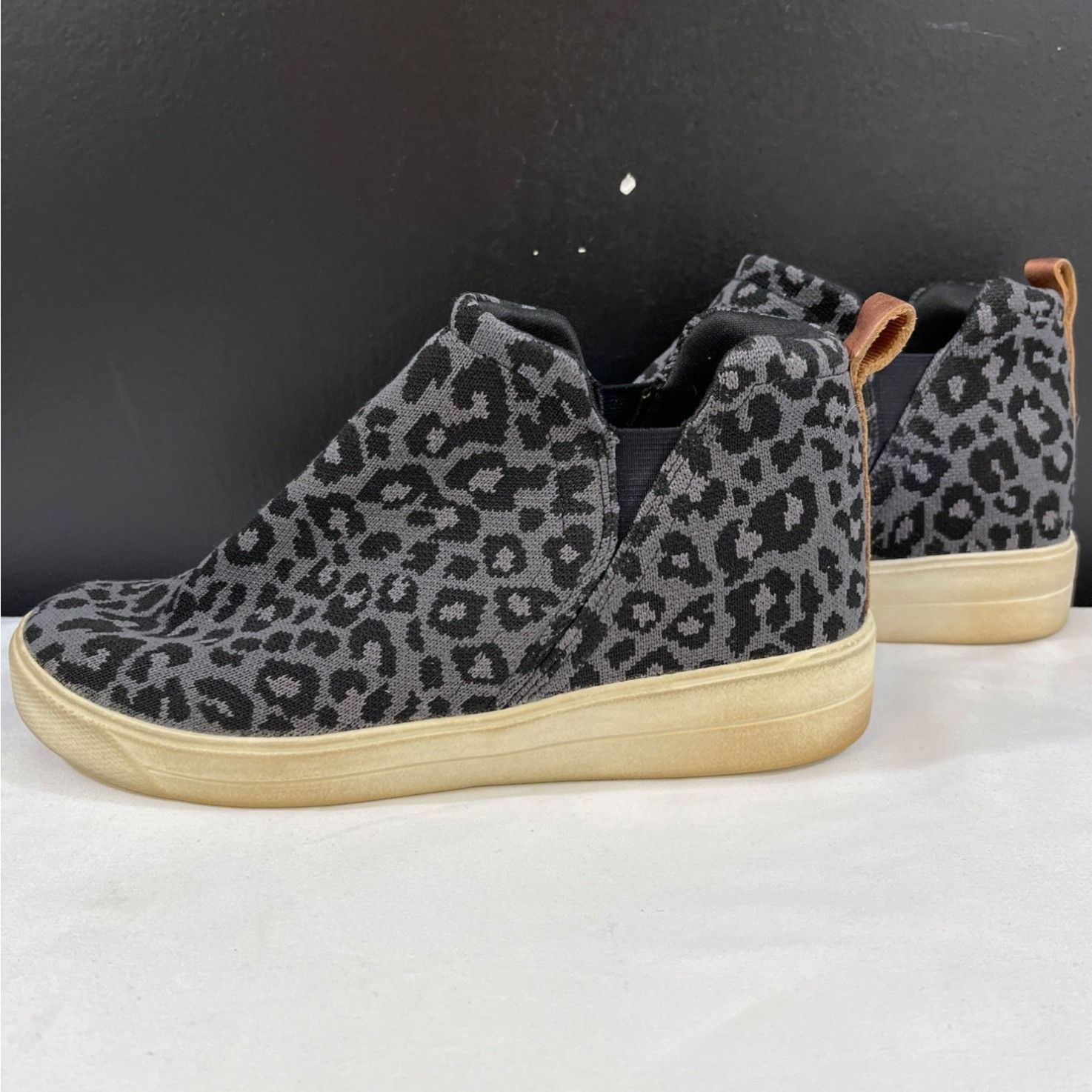 Other Ryka Vera Womens Grey Leopard Print Casual Sneakers Size 8.5 Size US 8.5 / IT 38.5 - 5 Thumbnail