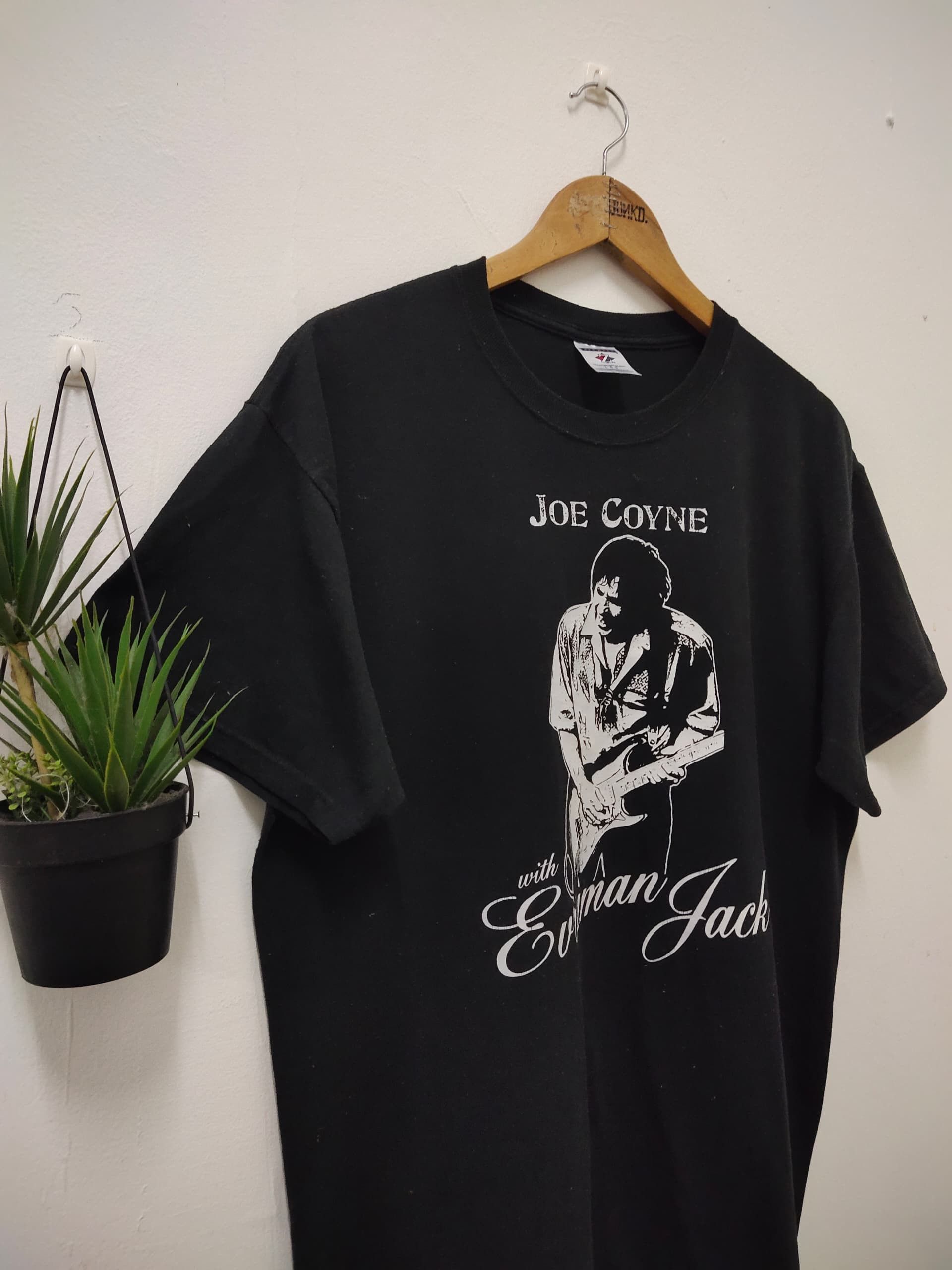 Band Tees Vintage Joe Coyne with Eveyman Jack rock band promo t shirt Size US L / EU 52-54 / 3 - 4 Thumbnail