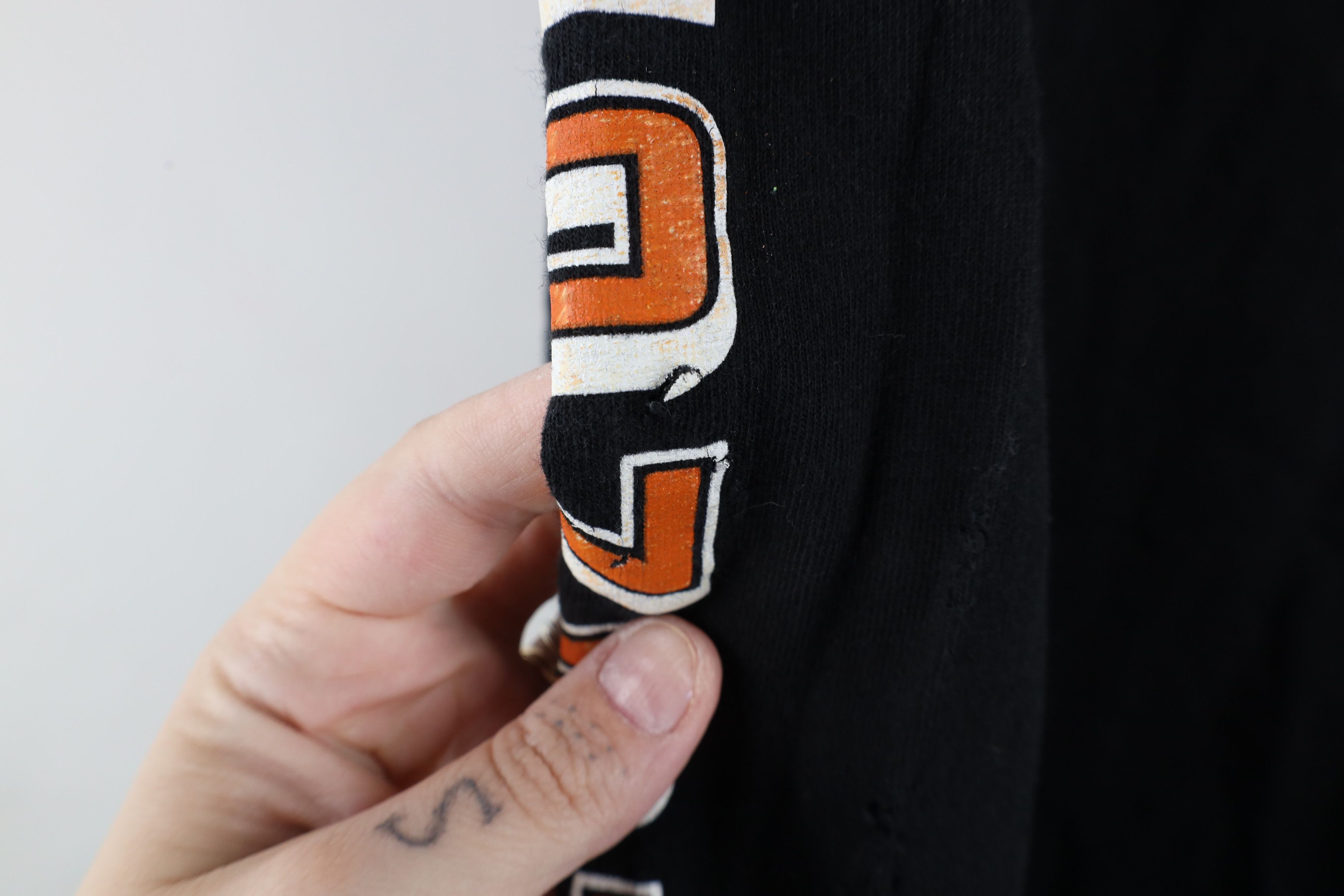 Vintage Vintage Spell Out University of Texas Long Sleeve T-Shirt Size US XL / EU 56 / 4 - 15 Thumbnail