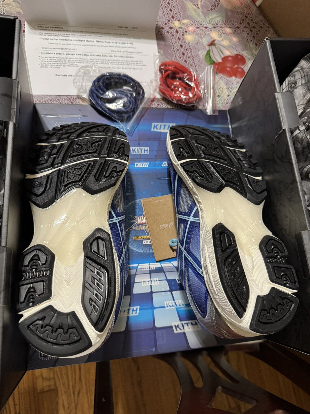 Asics × Kith Kith Marvel vs. Capcom Iron Man vs. Mega Man Size US 10 / EU 43 - 9 Thumbnail