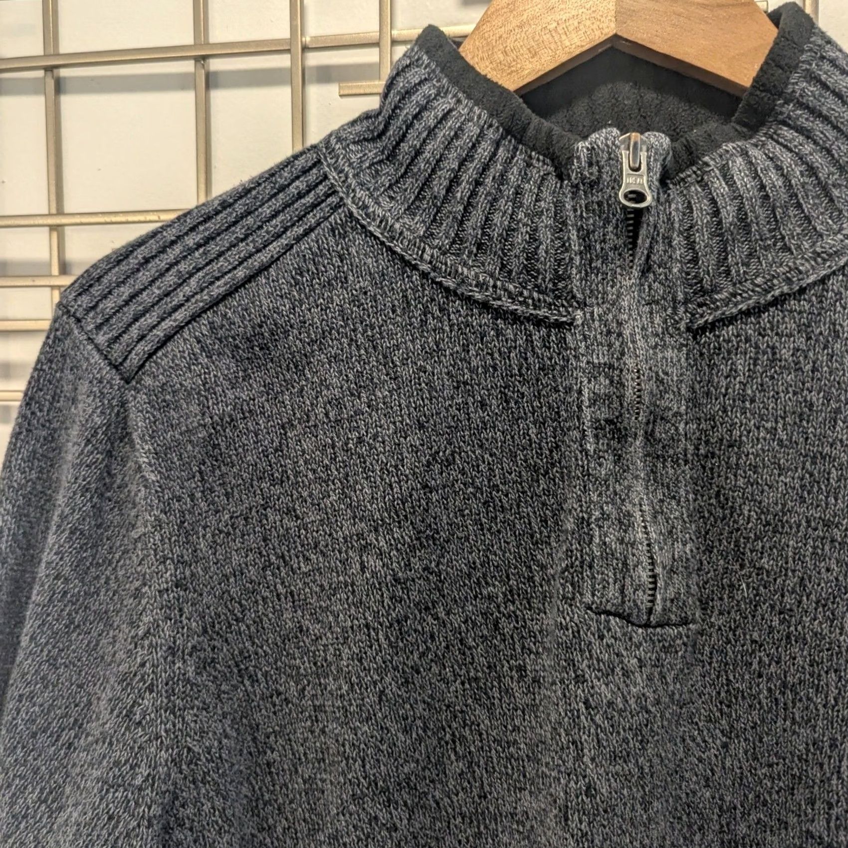 Dockers Dockers Mens 1/4 Zip Mock Neck Sweater L Dark Gray 100% Cotton Pullover Knit Casual Mens Regular Short sleeve? Size US L / EU 52-54 / 3 - 3 Thumbnail