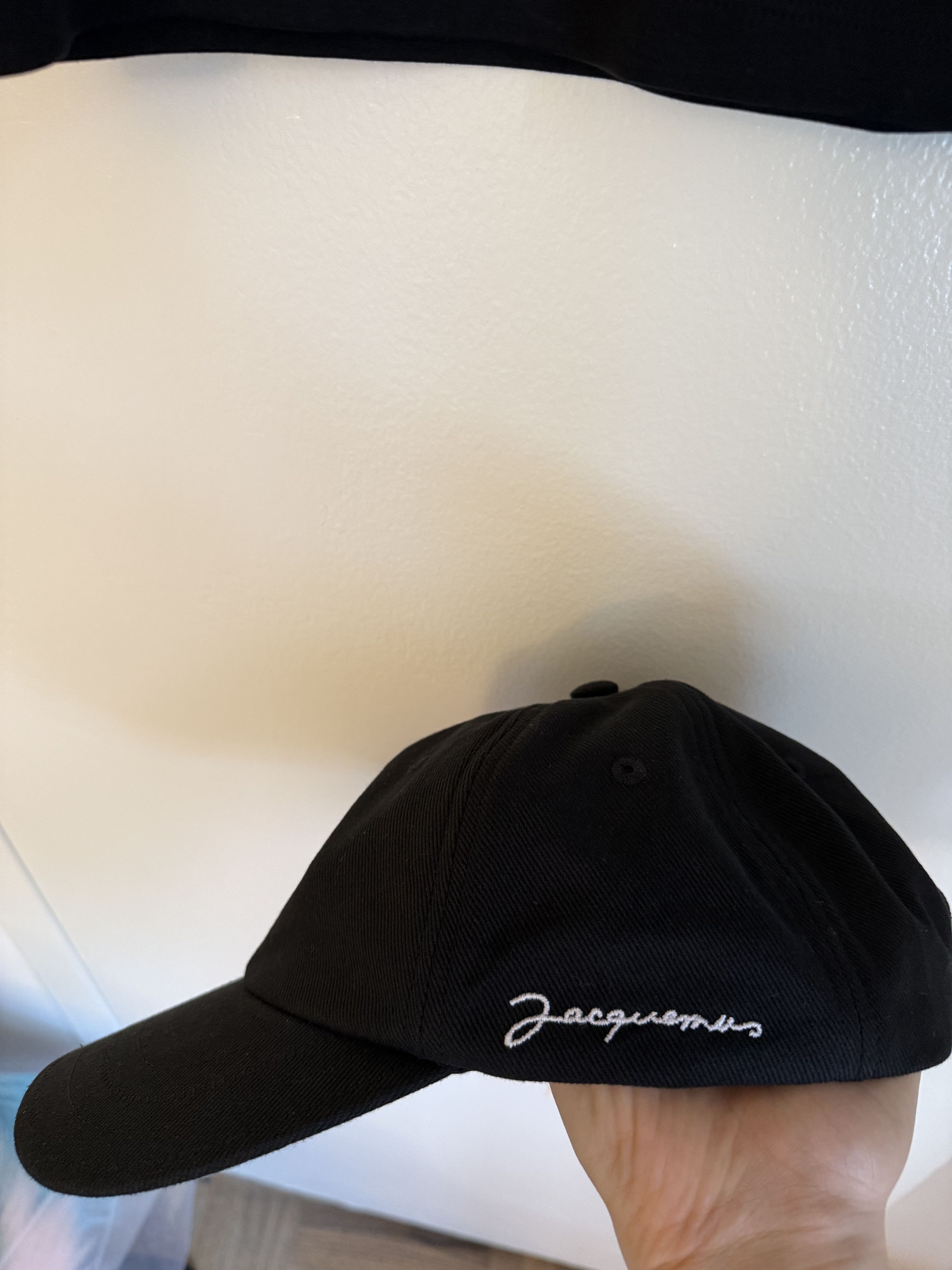 Jacquemus (size 60) The Jacquemus cap Signature baseball cap Size ONE SIZE - 1 Thumbnail