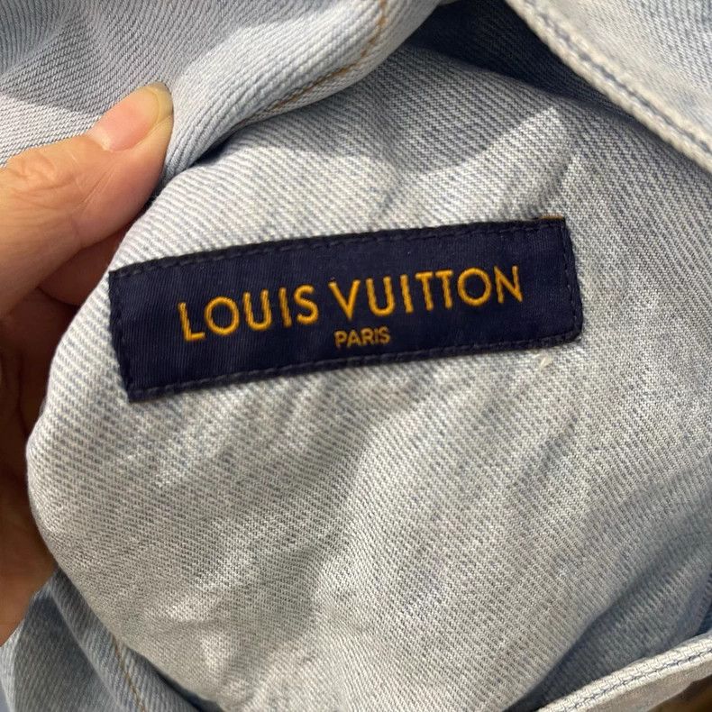 Louis Vuitton LOUIS VUITTON Denim short sleeve shirt Size US XL / EU 56 / 4 - 4 Thumbnail