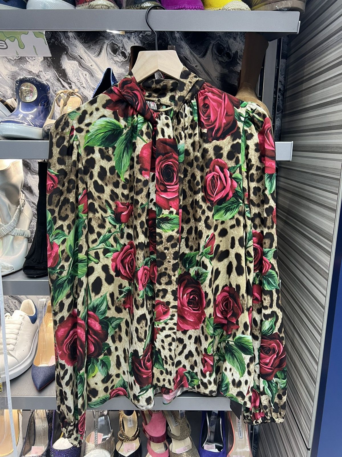 Dolce & Gabbana Dolce & Gabbana Rose Silk Blouse Size M / US 6-8 / IT 42-44 - 1 Thumbnail