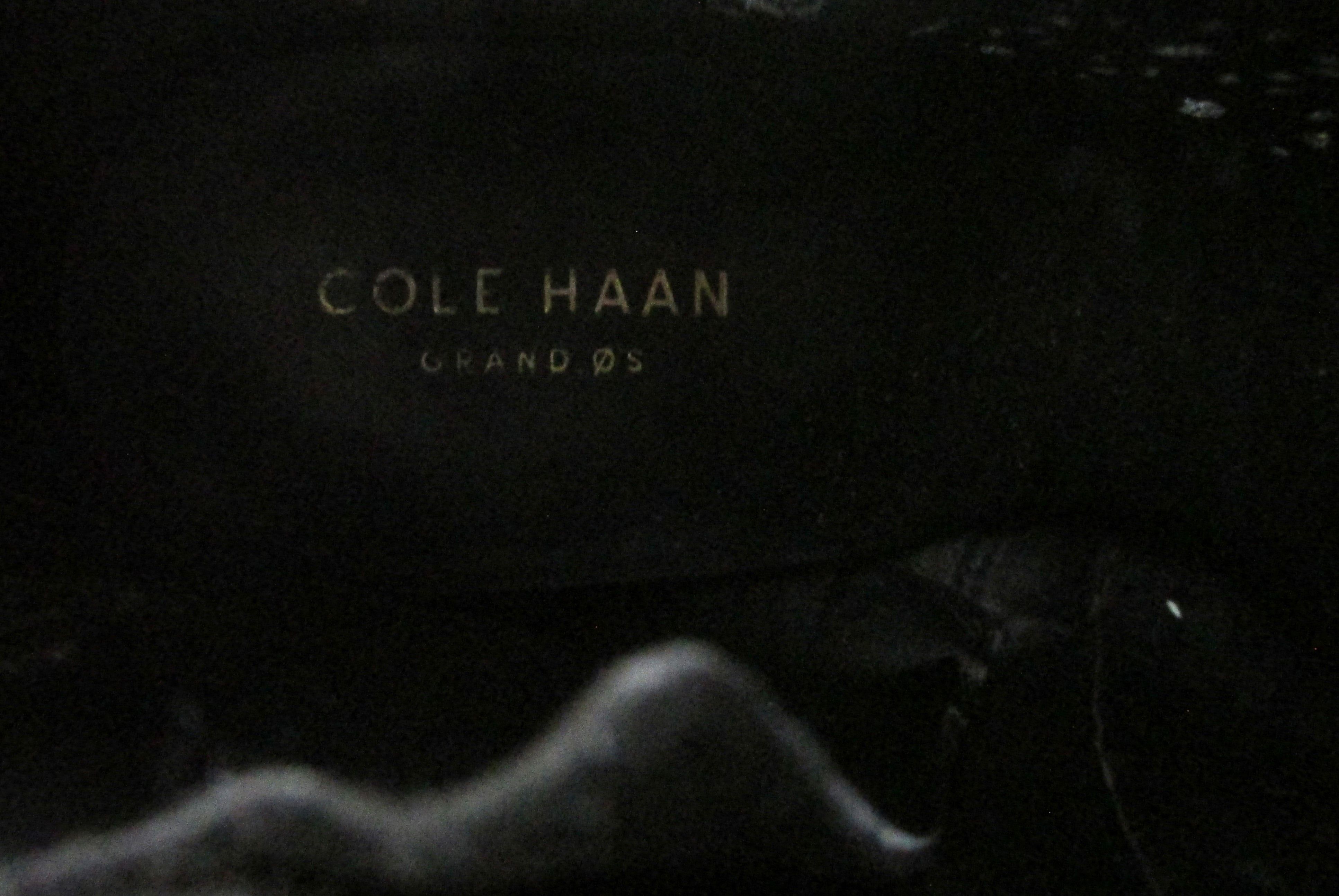Cole Haan Cole Haan Women's Suede Booties Size 9 B Size US 9 / IT 39 - 4 Thumbnail