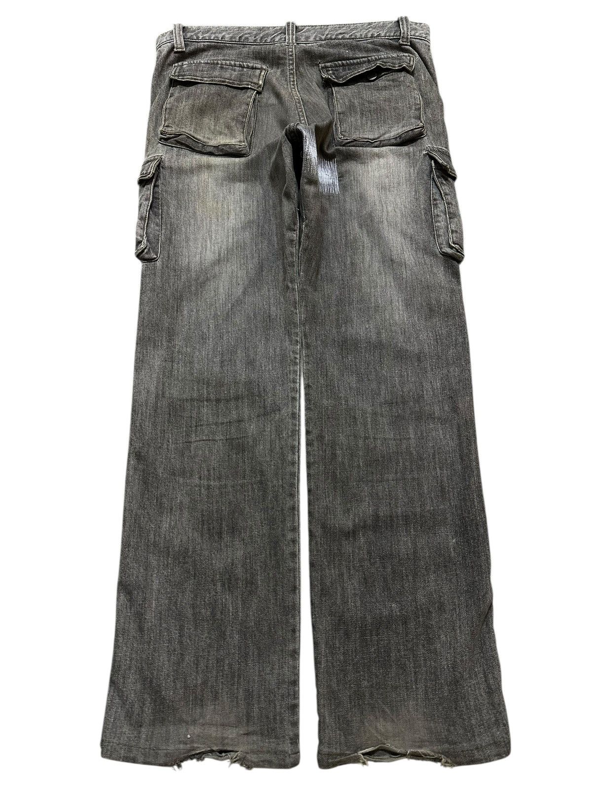 Japanese Brand Vintage Japanese Brand Mud Wash Faded Cargo Style Jeans Size US 34 / EU 50 - 2 Thumbnail
