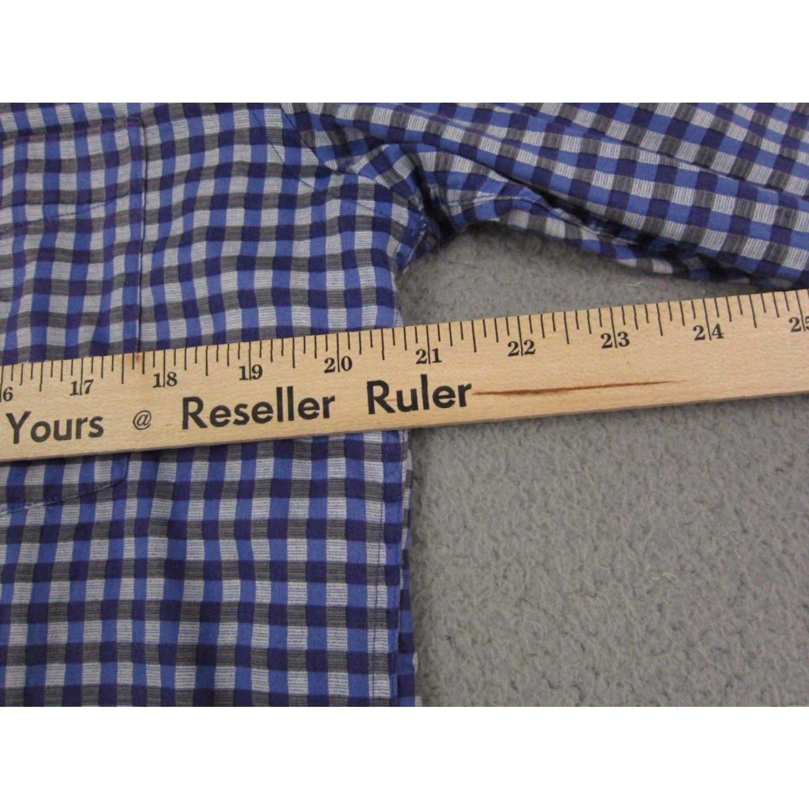 Saks Fifth Avenue Saks Fifth Avenue Shirt Mens Adult Medium Purple White Plaid Button-Up Shirt Cuff Flip Collar 90s Logo Cotton Size US M / EU 48-50 / 2 - 7 Thumbnail